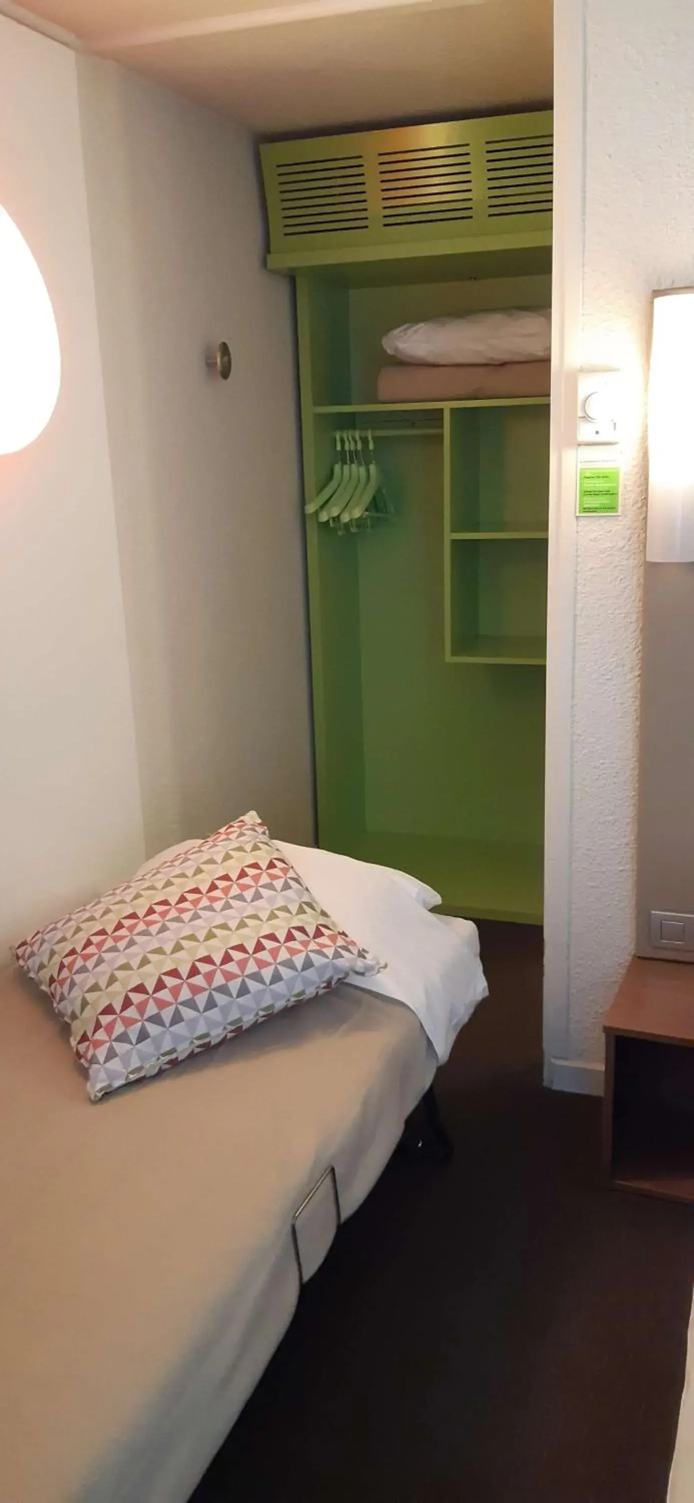1 Double Bed 1 Junior Bed (Up To 10 Years) in Campanile Conflans-Sainte-Honorine 1 Double Bed 1 Junior Bed (Up To 10 Years) in Campanile Conflans-Sainte-Honorine