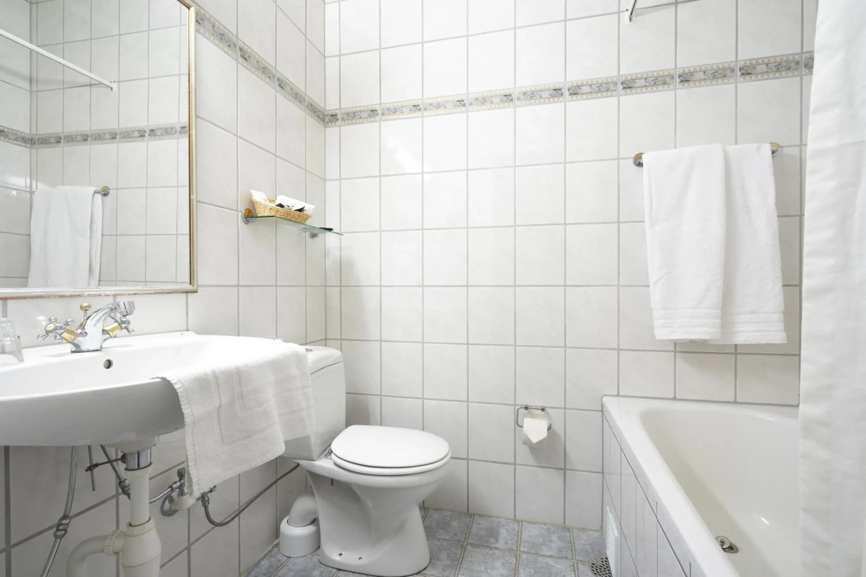 Bridal Suite in Hotel Dania Bridal Suite in Hotel Dania