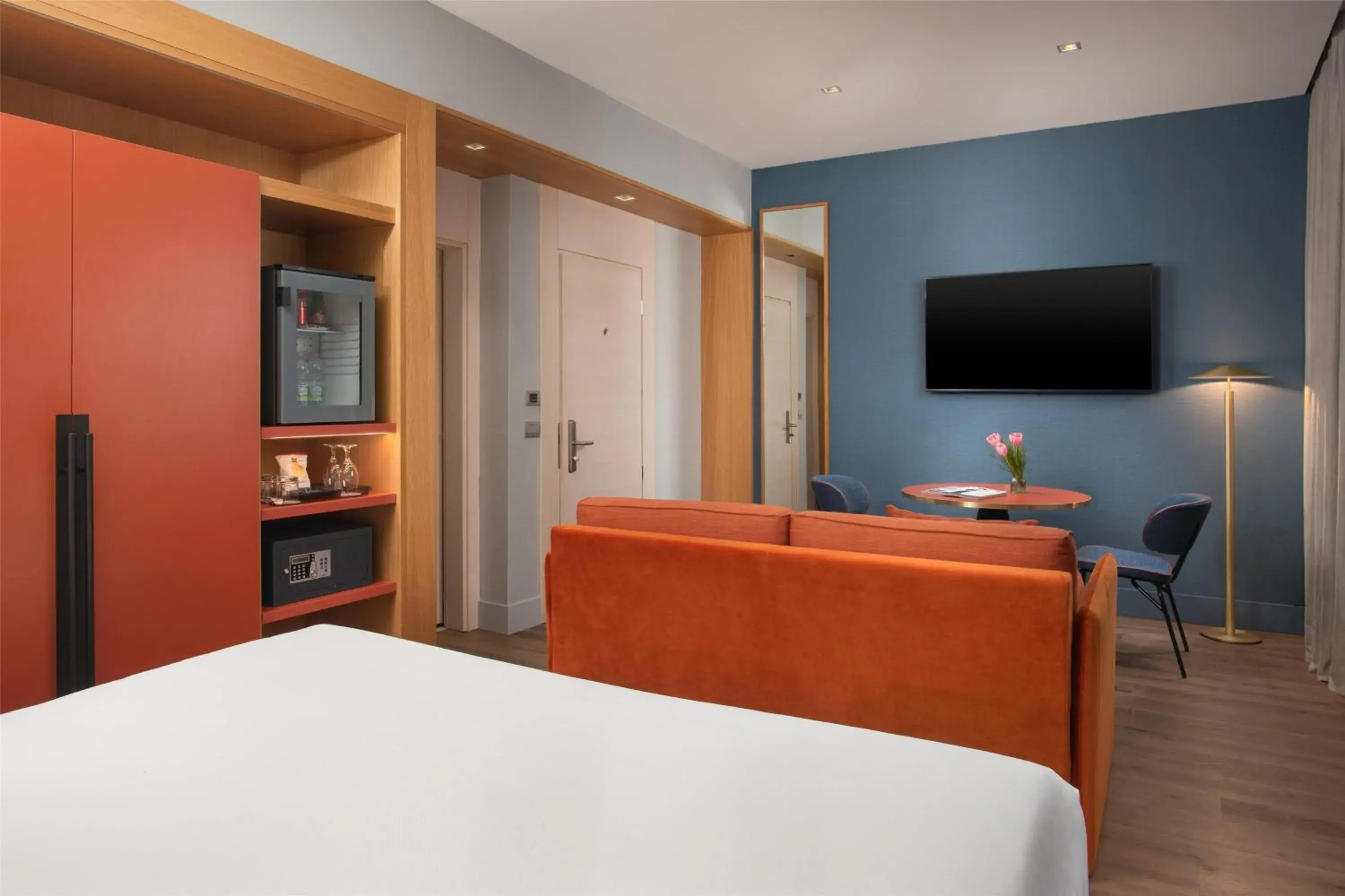 Family Room in NH Firenze Family Room in NH Firenze