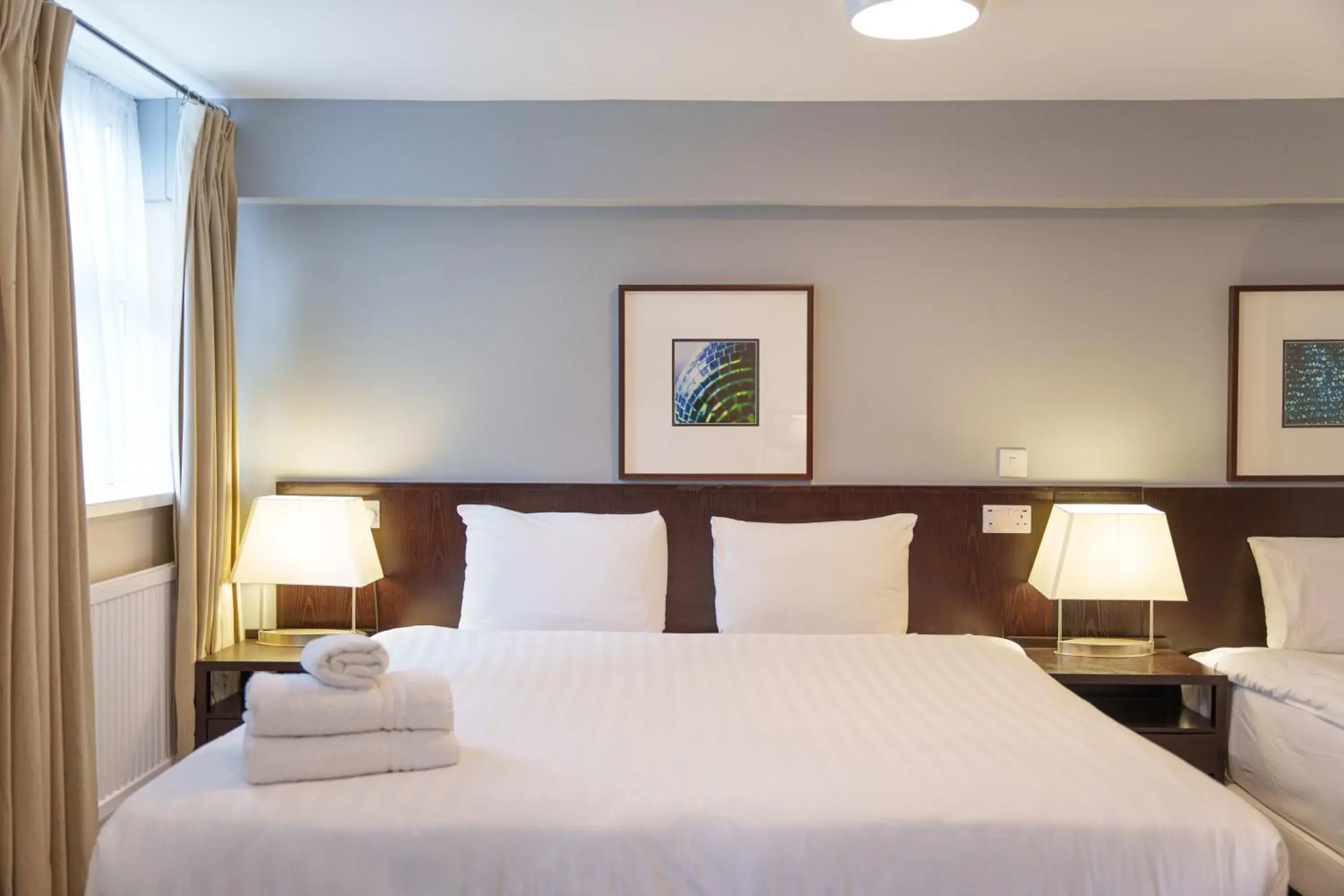 Family Studio in Ivy Bush Royal Hotel by Compass Hospitality Family Studio in Ivy Bush Royal Hotel by Compass Hospitality