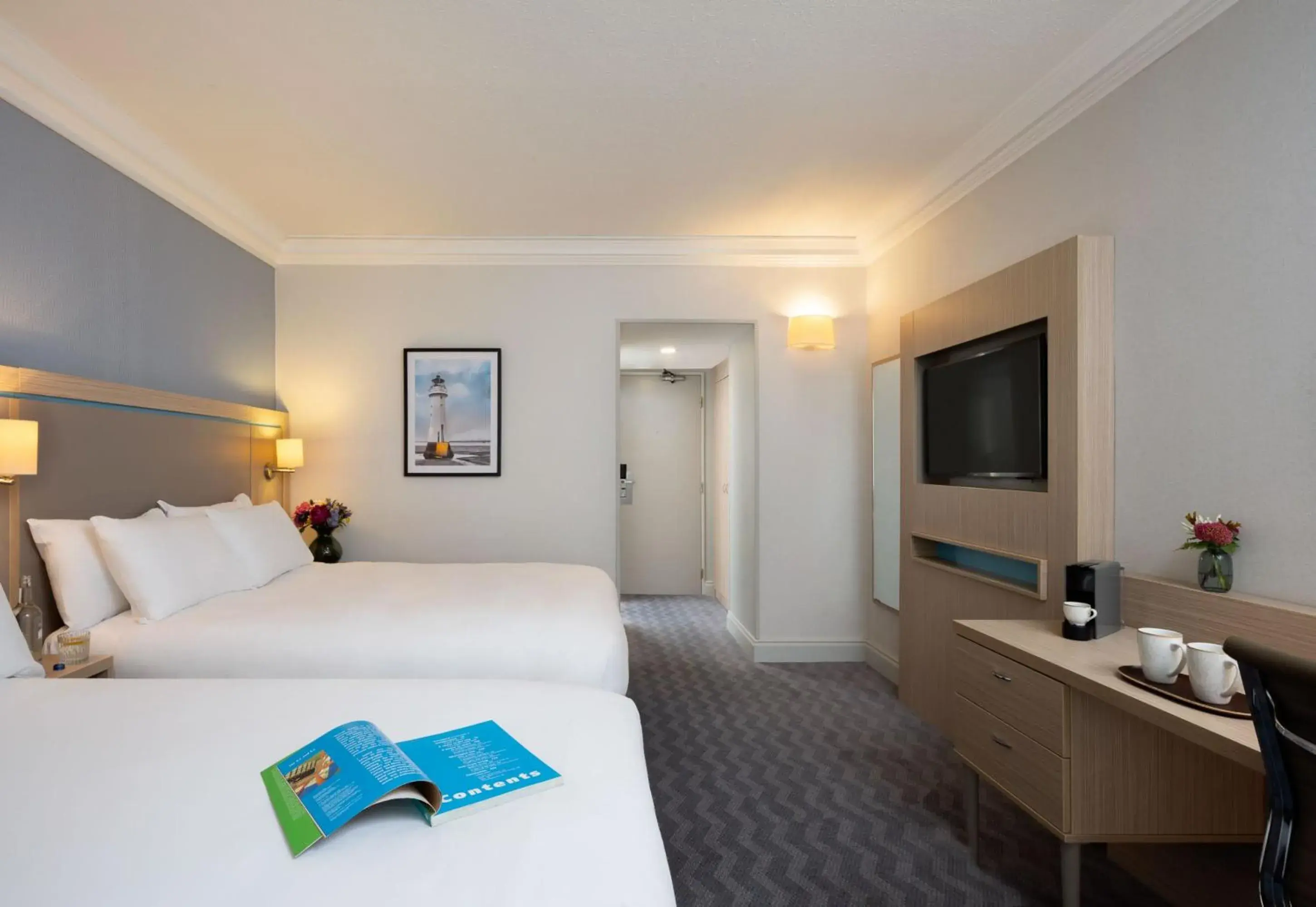 Standard Twin Room in Leonardo Royal Hotel Brighton Waterfront Standard Twin Room in Leonardo Royal Hotel Brighton Waterfront