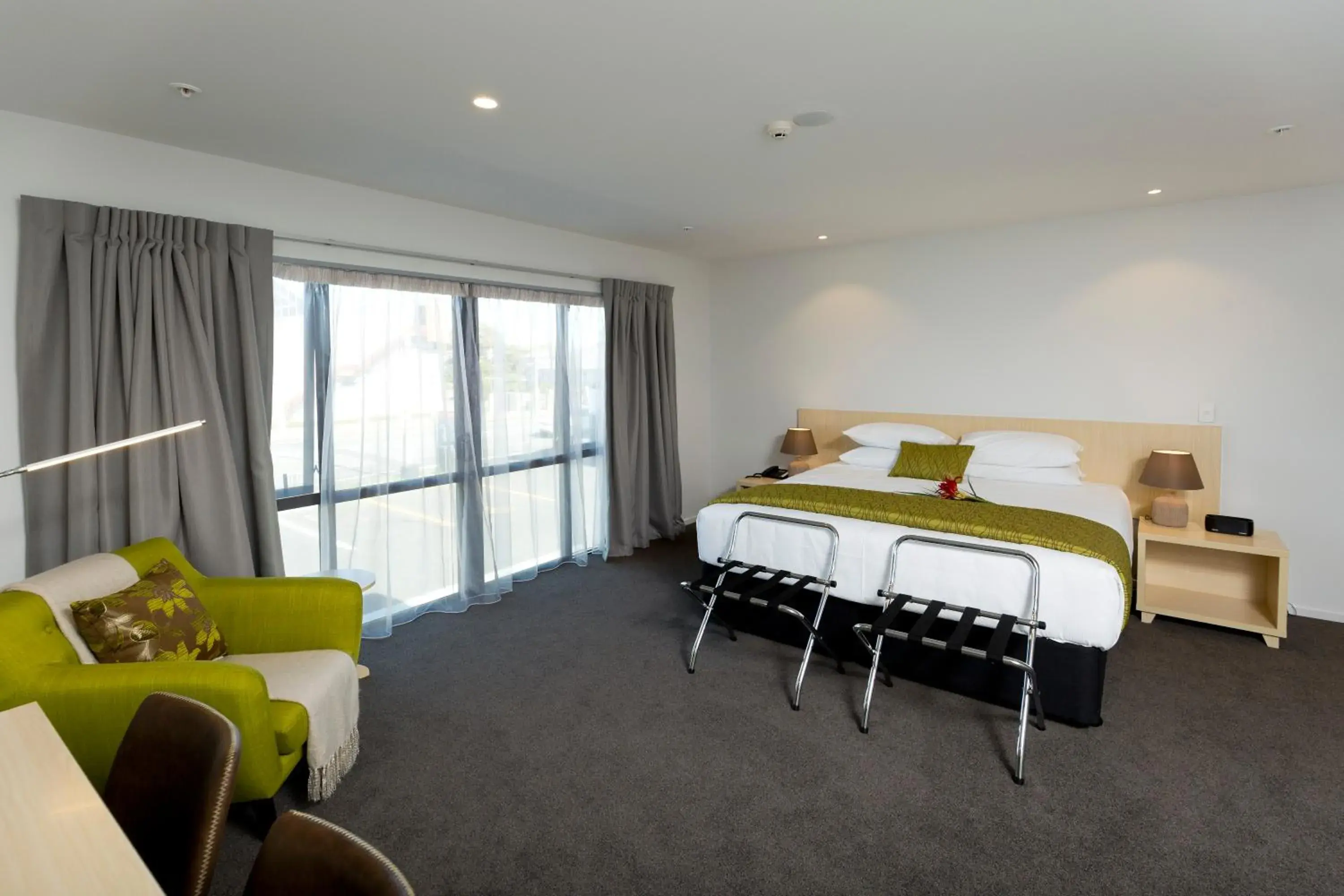 Superior Studio in 2 on Whiteleigh and 239 on Lincoln Motel Superior Studio in 2 on Whiteleigh and 239 on Lincoln Motel