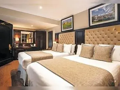 Twin Family Room - single occupancy in County Hotel & County Aparthotel Newcastle Twin Family Room - single occupancy in County Hotel & County Aparthotel Newcastle