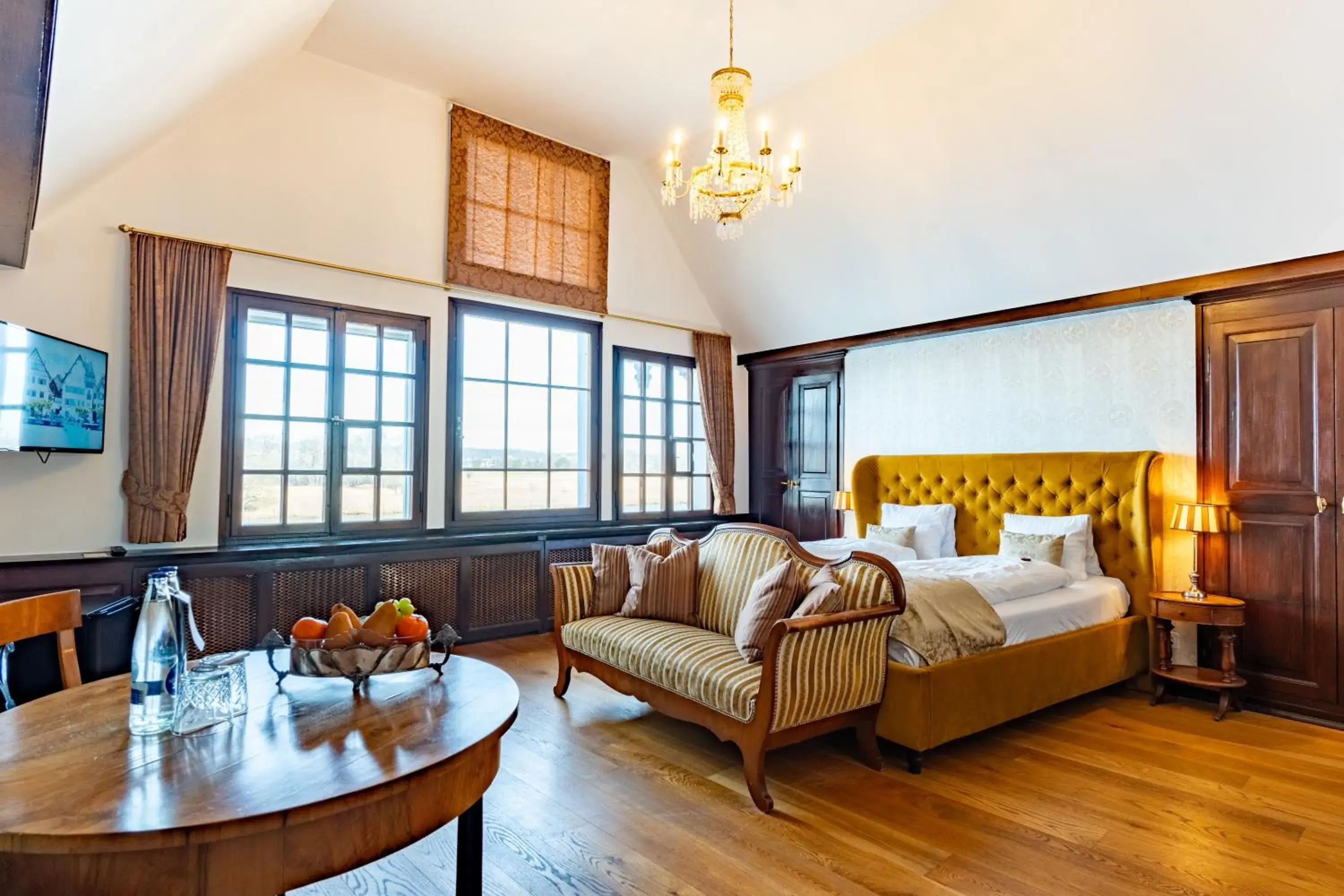 Suite with Lake View in Hotel Porto Sofie Gottlieben Suite with Lake View in Hotel Porto Sofie Gottlieben