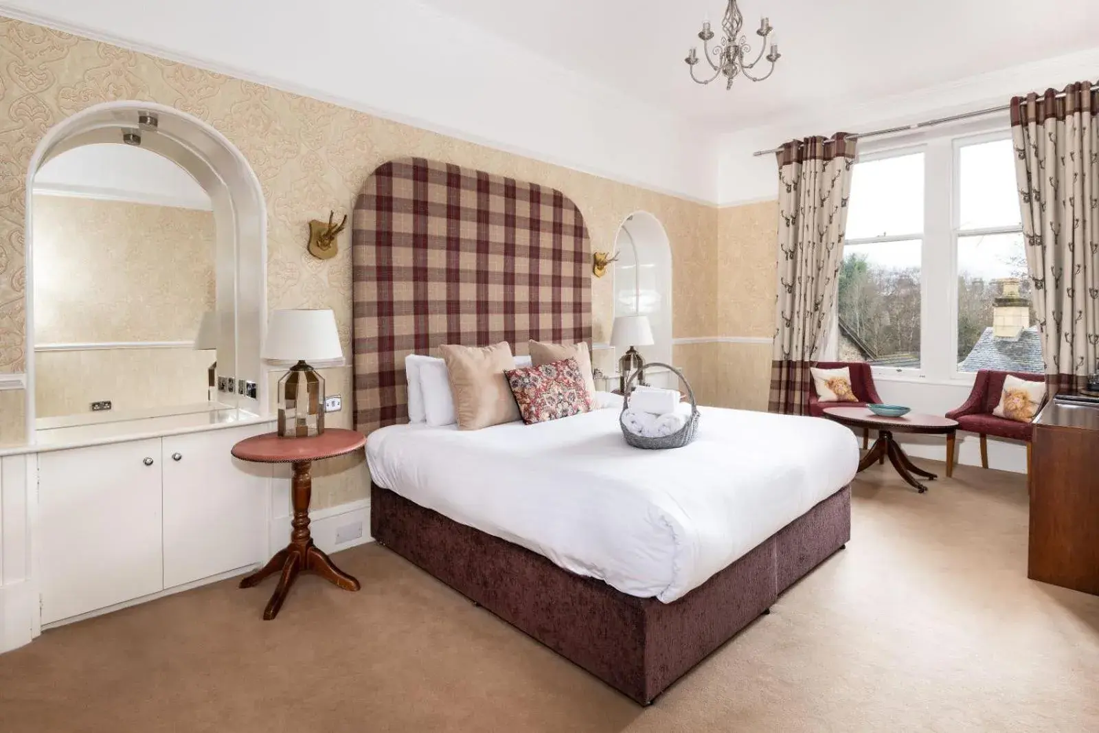 King Room in Scotland's Spa Hotel King Room in Scotland's Spa Hotel