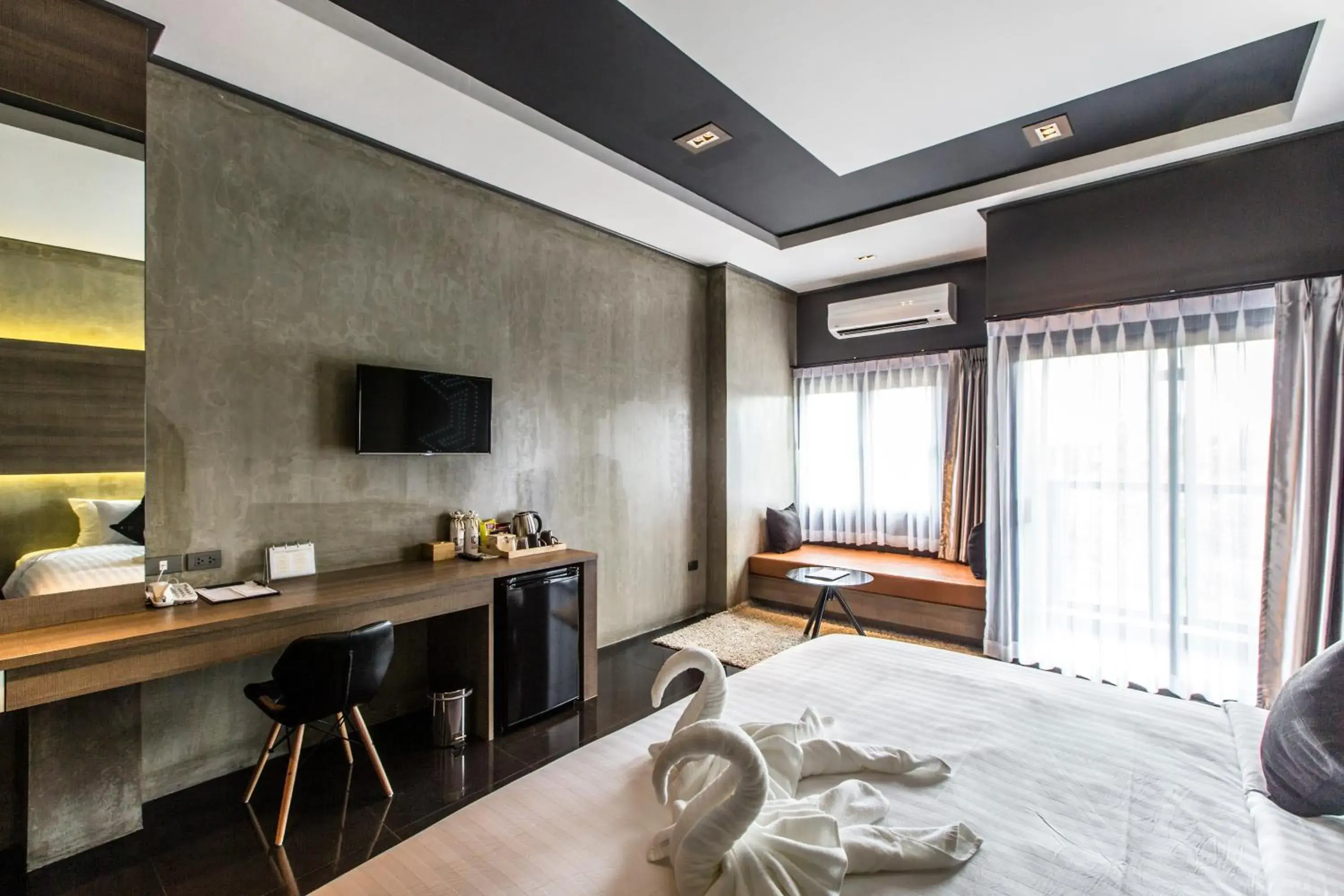 Deluxe Double or Twin Room in Cresco Hotel Buriram Deluxe Double or Twin Room in Cresco Hotel Buriram