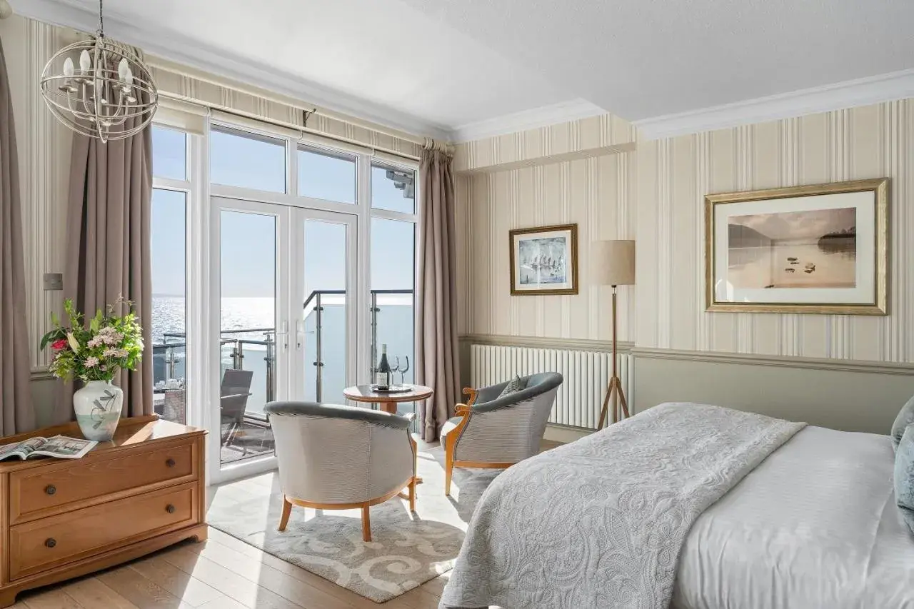 Deluxe Double or Twin Room with Terrace in Watersmeet Hotel Deluxe Double or Twin Room with Terrace in Watersmeet Hotel