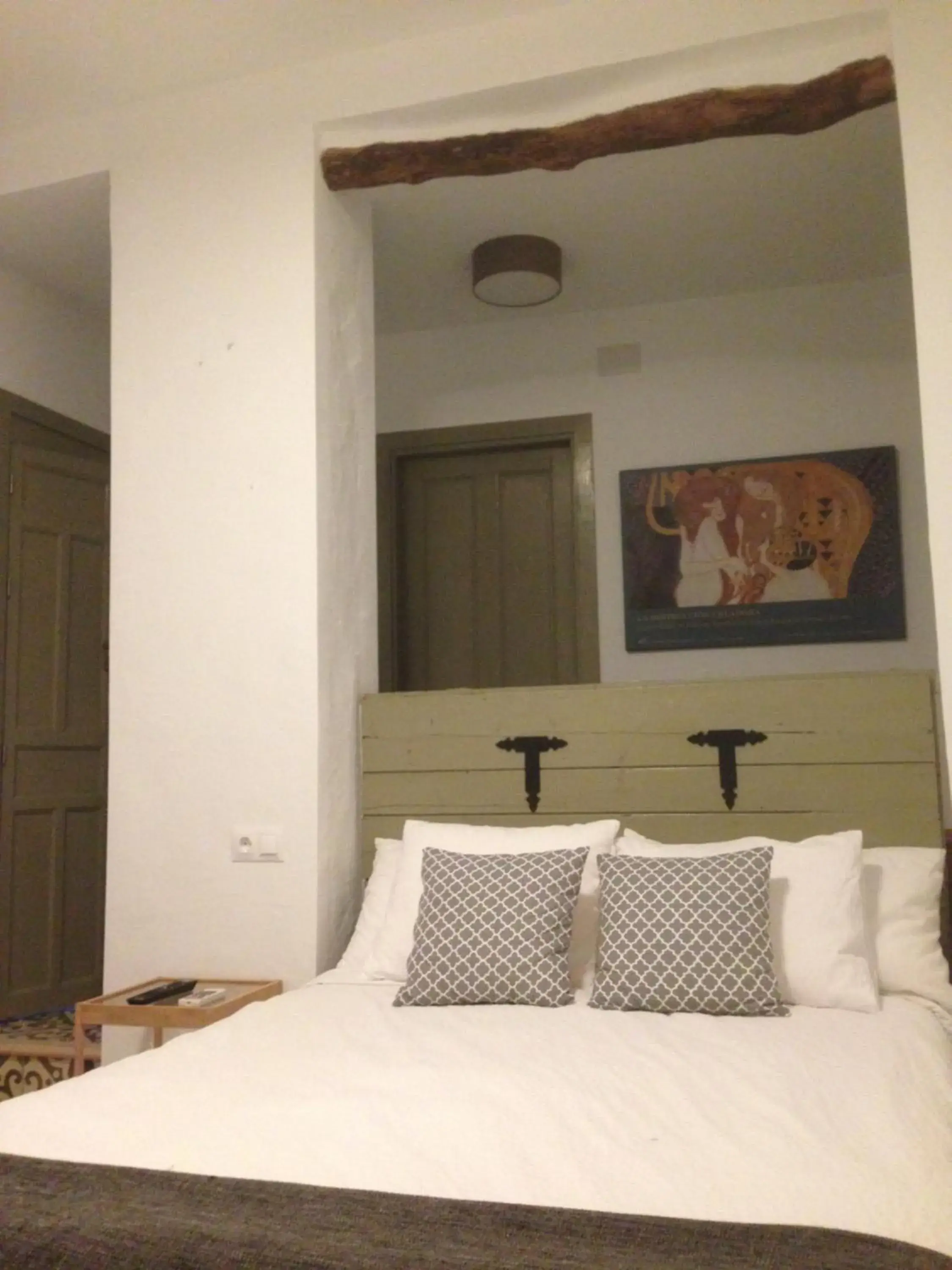 Double Room with Private Bathroom in No 31 Bed & Breakfast Double Room with Private Bathroom in No 31 Bed & Breakfast
