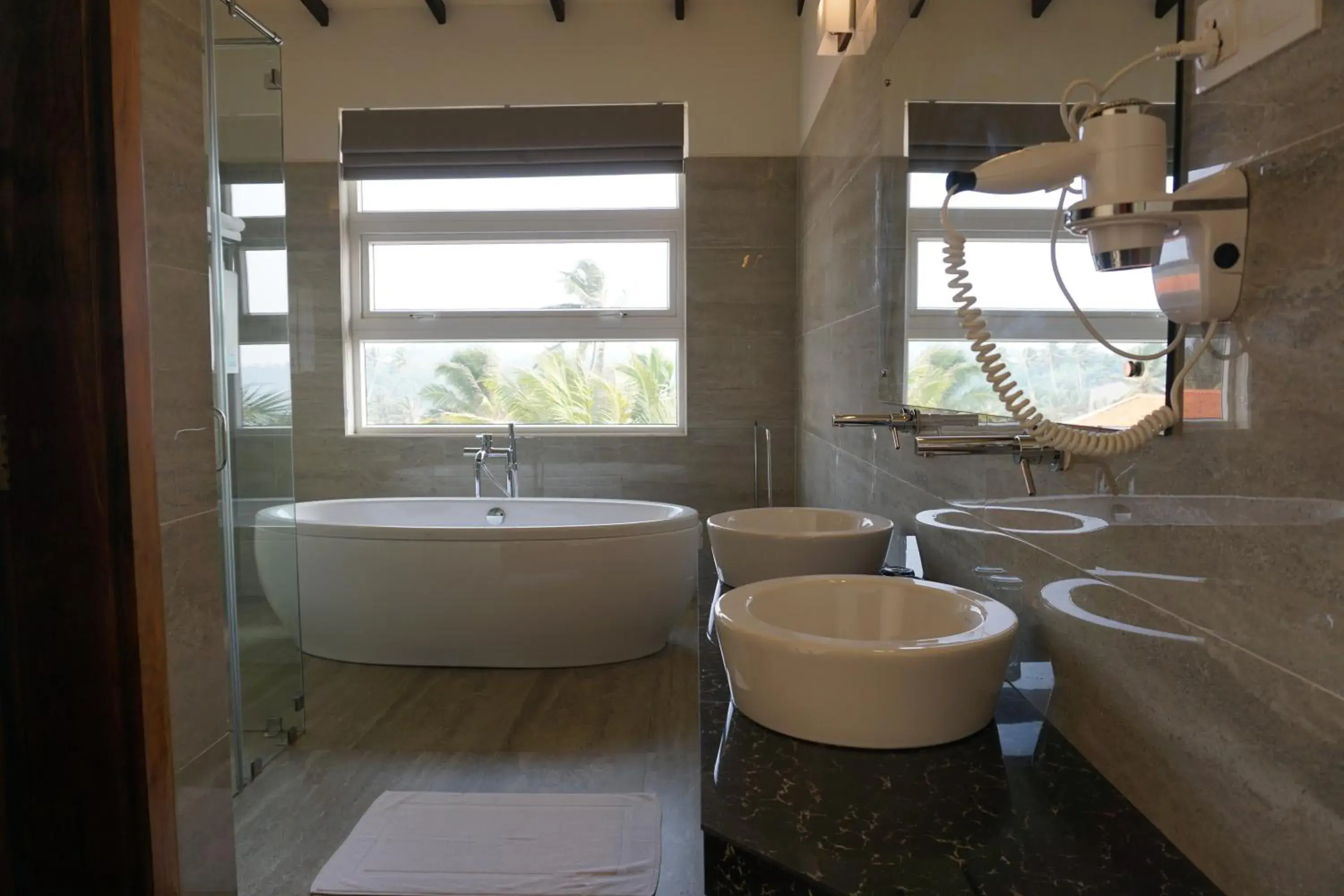 Ocean Suite in Twenty-Two Weligambay Ocean Suite in Twenty-Two Weligambay