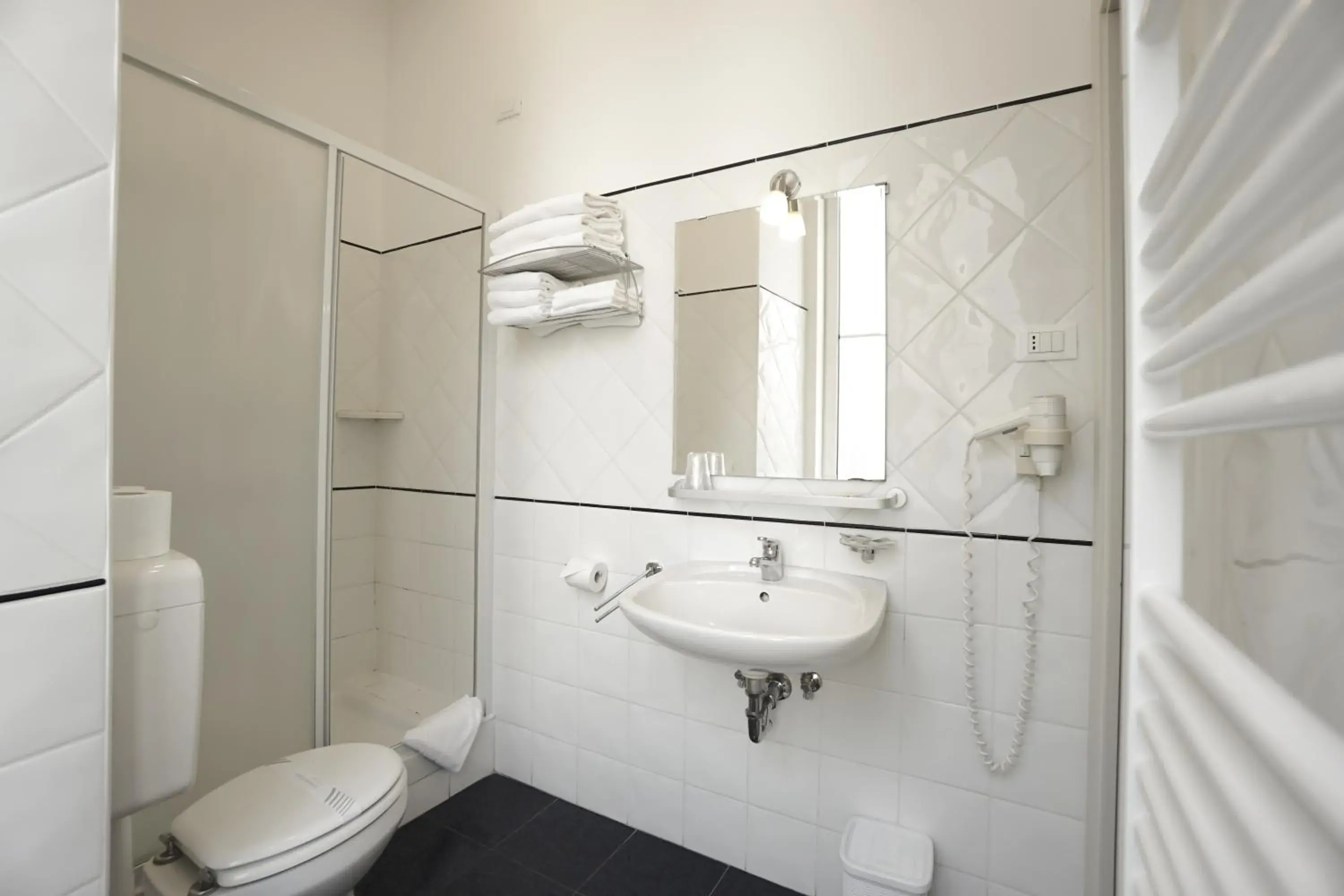 Double Room with Private External Bathroom in Nuovo Albergo Centro Double Room with Private External Bathroom in Nuovo Albergo Centro