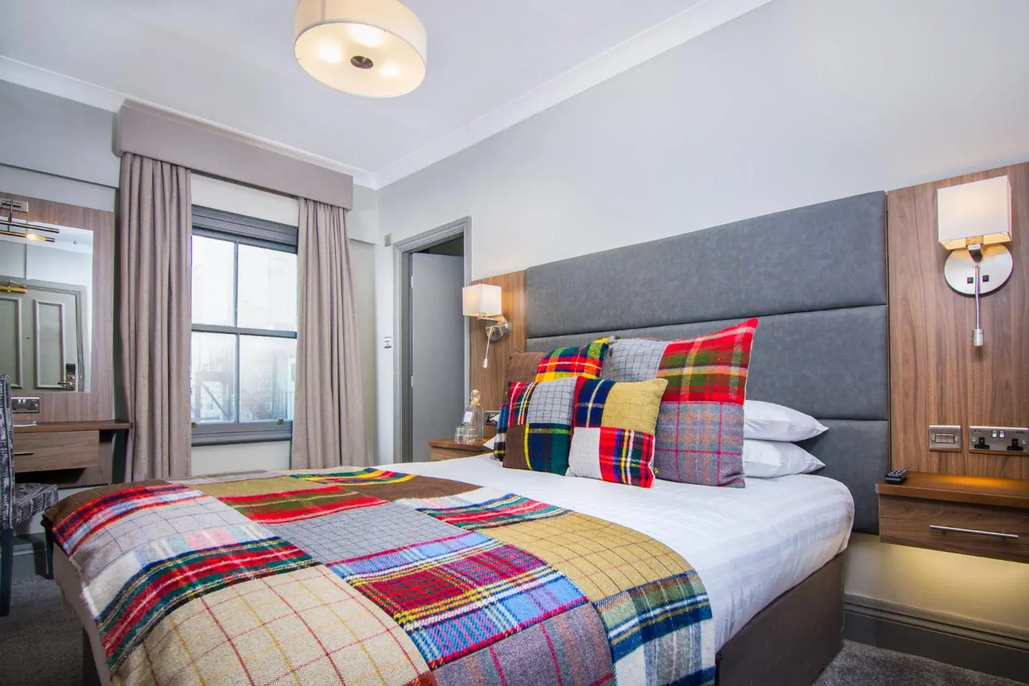 Small Double Room with Double Bed - Non-Smoking in The Yorkshire Small Double Room with Double Bed - Non-Smoking in The Yorkshire