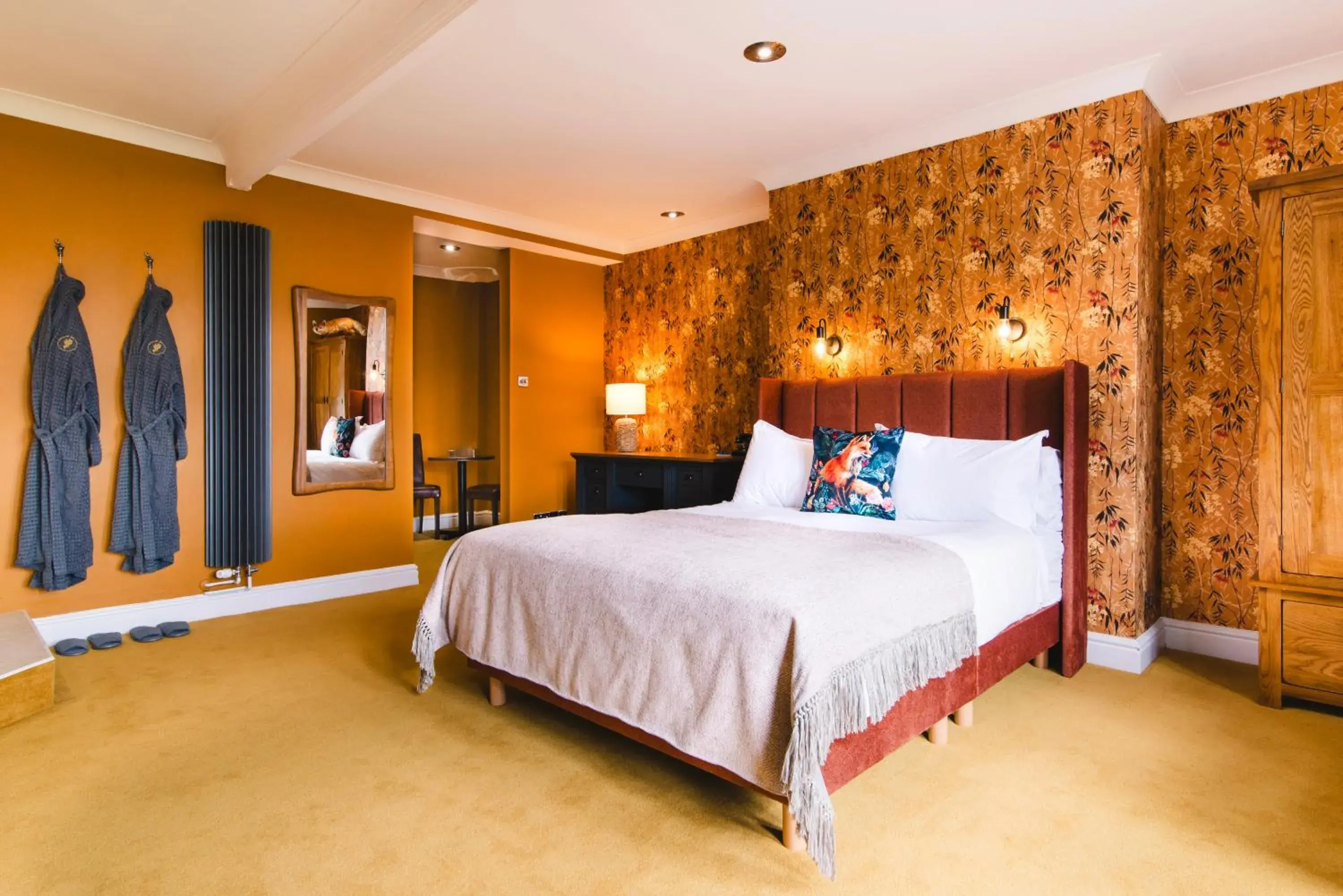Superior Double Suite in Cricklade House Hotel, Sure Hotel Collection by Best Western Superior Double Suite in Cricklade House Hotel, Sure Hotel Collection by Best Western