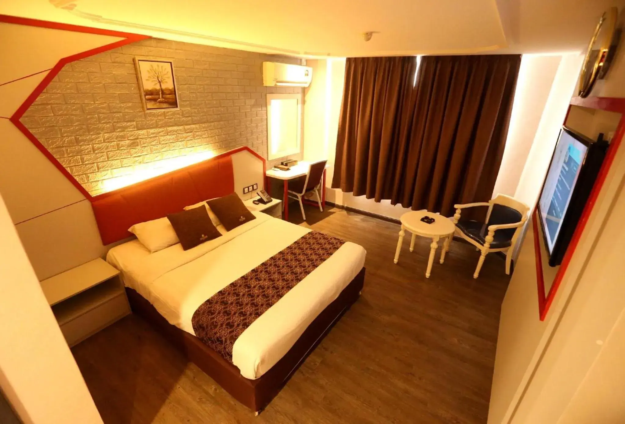 Deluxe Double Room in Golden Nasmir Hotel Deluxe Double Room in Golden Nasmir Hotel