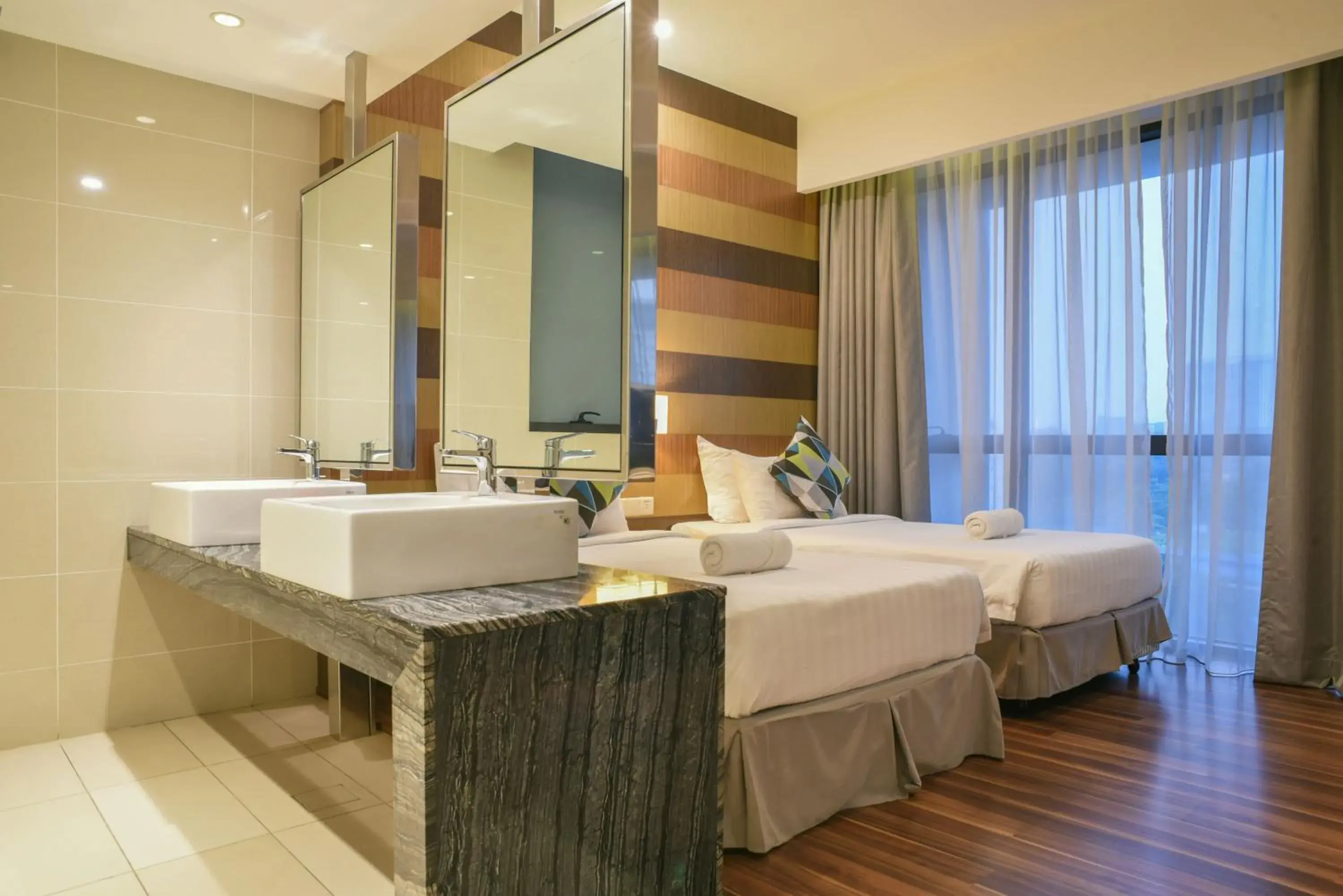 Superior Studio Twin in D'Majestic Place by Widebed Superior Studio Twin in D'Majestic Place by Widebed