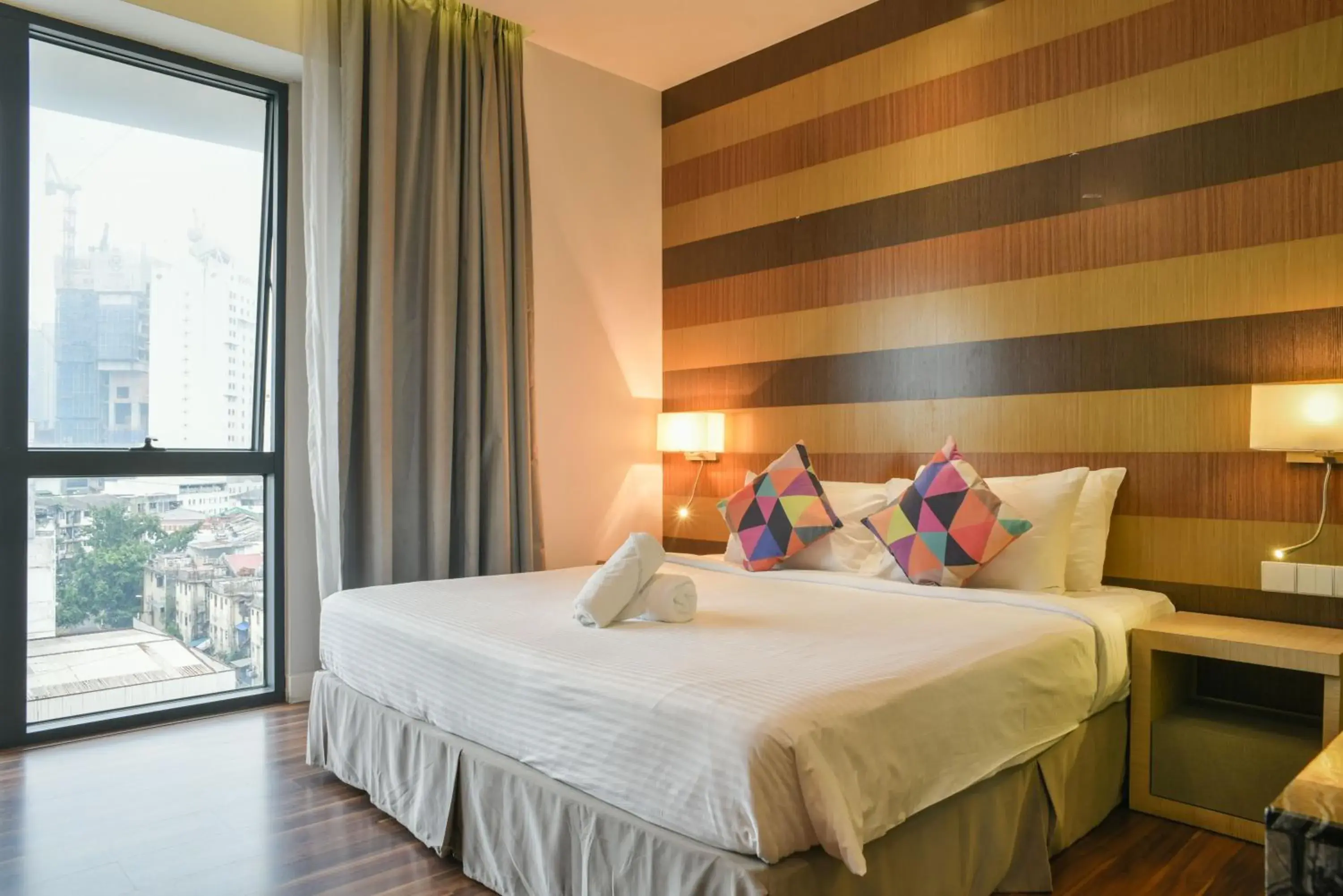 Double Room in D'Majestic Place by Widebed Double Room in D'Majestic Place by Widebed