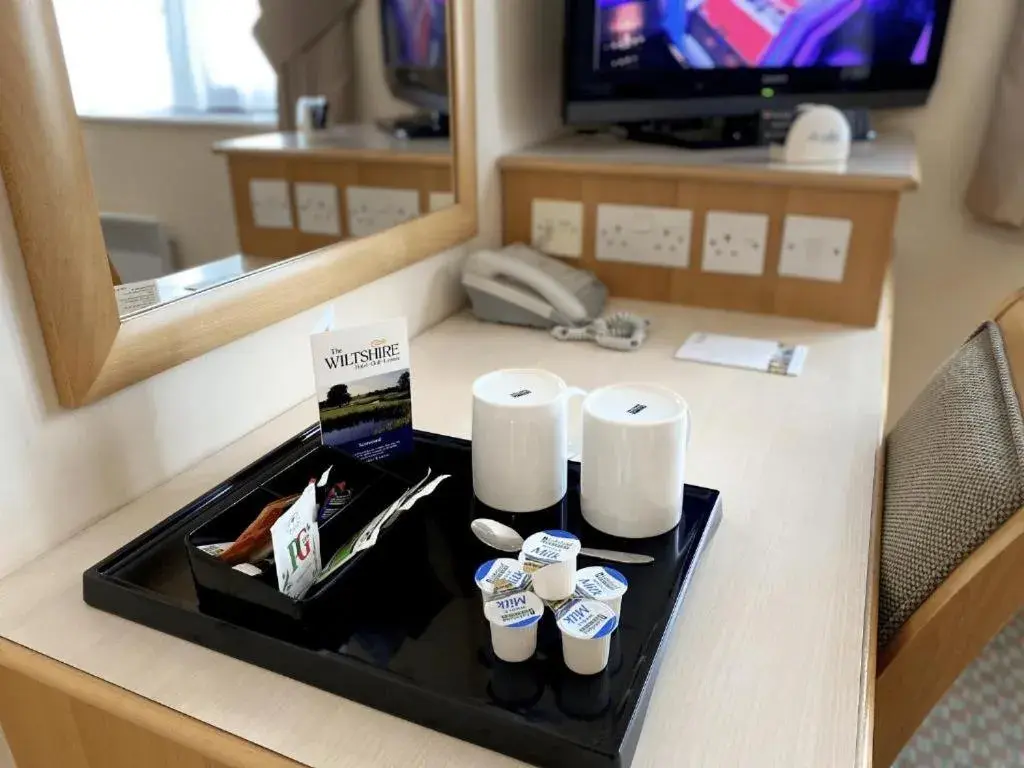 Twin Room - Disability Access in The Wiltshire Hotel, Golf and Leisure Resort Twin Room - Disability Access in The Wiltshire Hotel, Golf and Leisure Resort