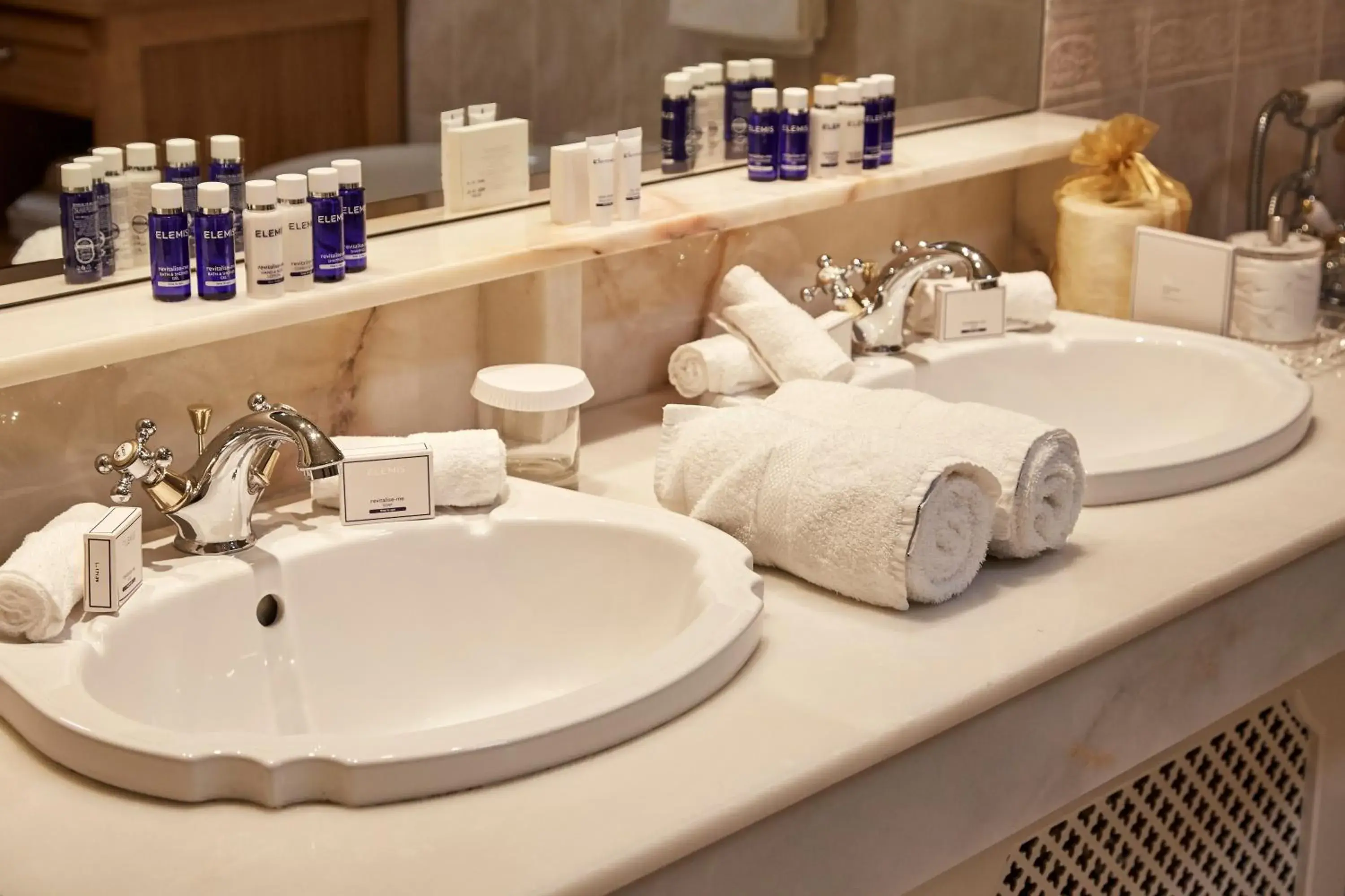 King Room in Hayfield Manor King Room in Hayfield Manor