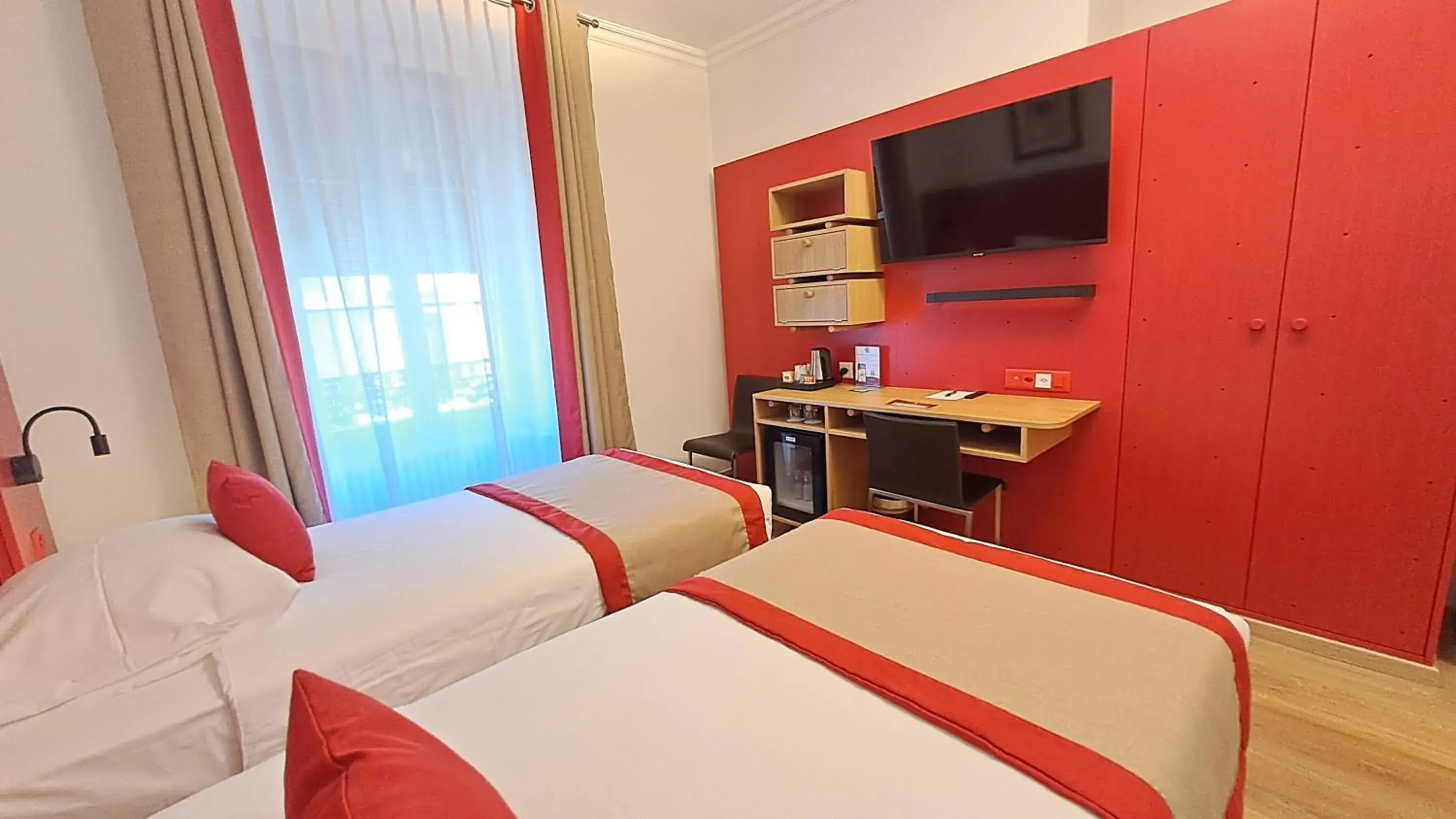 Classic Double or Twin Room in Hotel International & Terminus Classic Double or Twin Room in Hotel International & Terminus