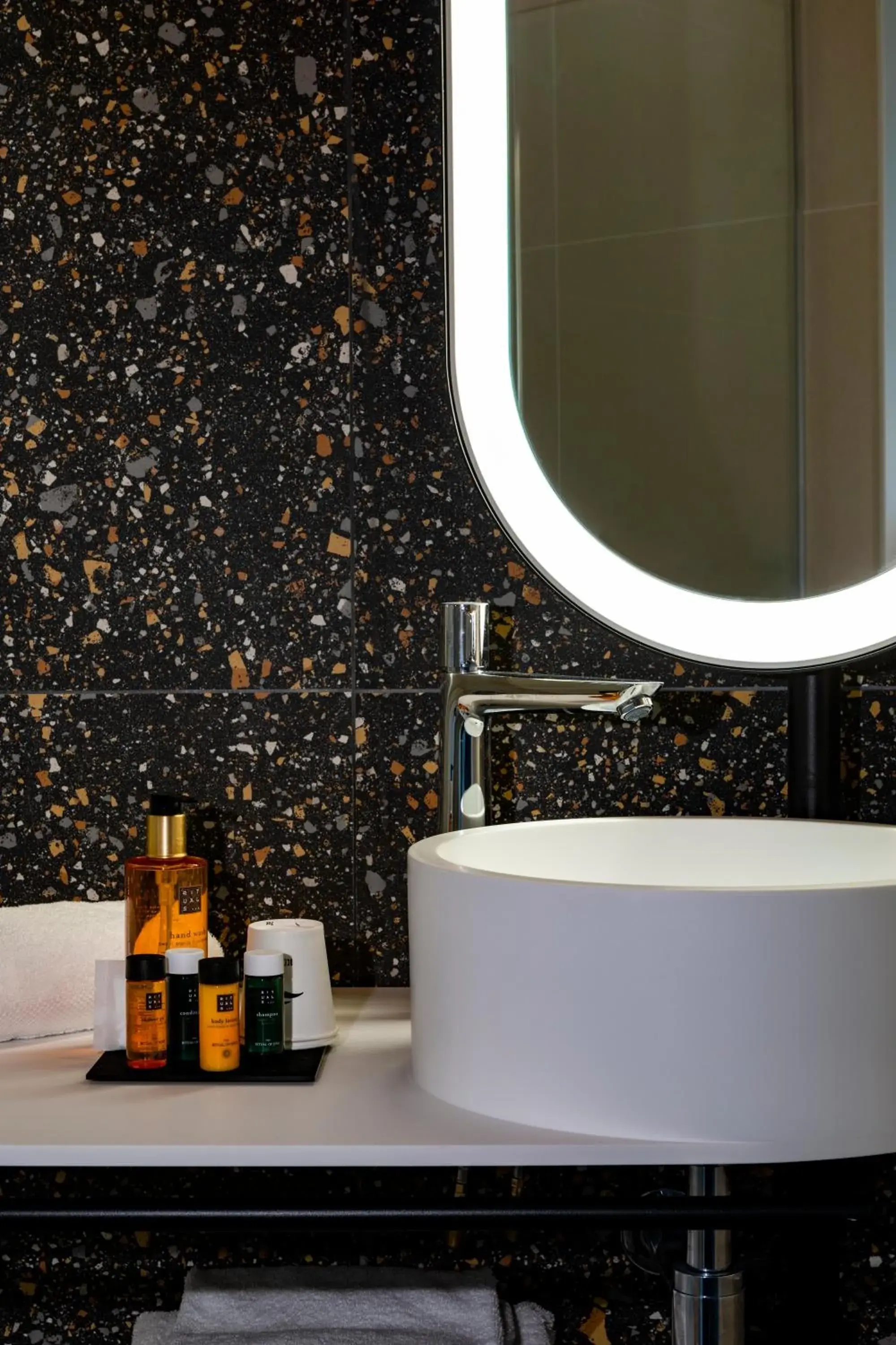 Suite in Hôtel & Spa Oceania Le Conti Suite in Hôtel & Spa Oceania Le Conti