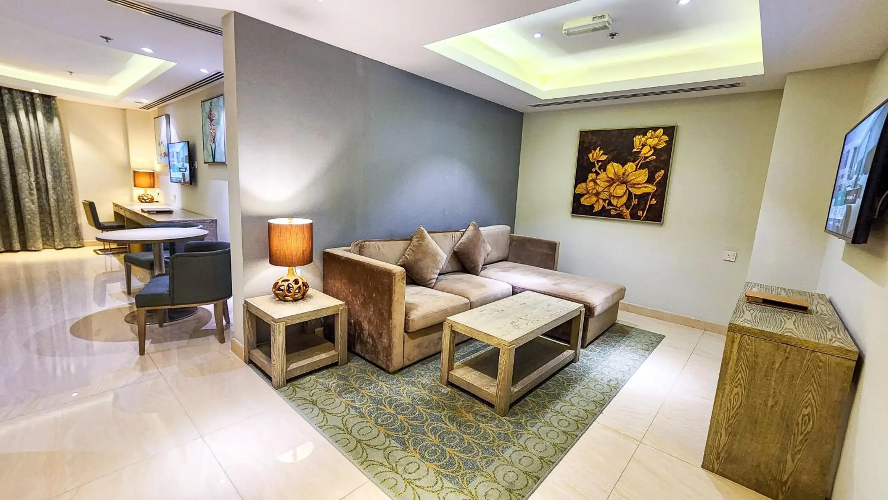 Business Superior Suite in Centara Muscat Hotel Oman Business Superior Suite in Centara Muscat Hotel Oman