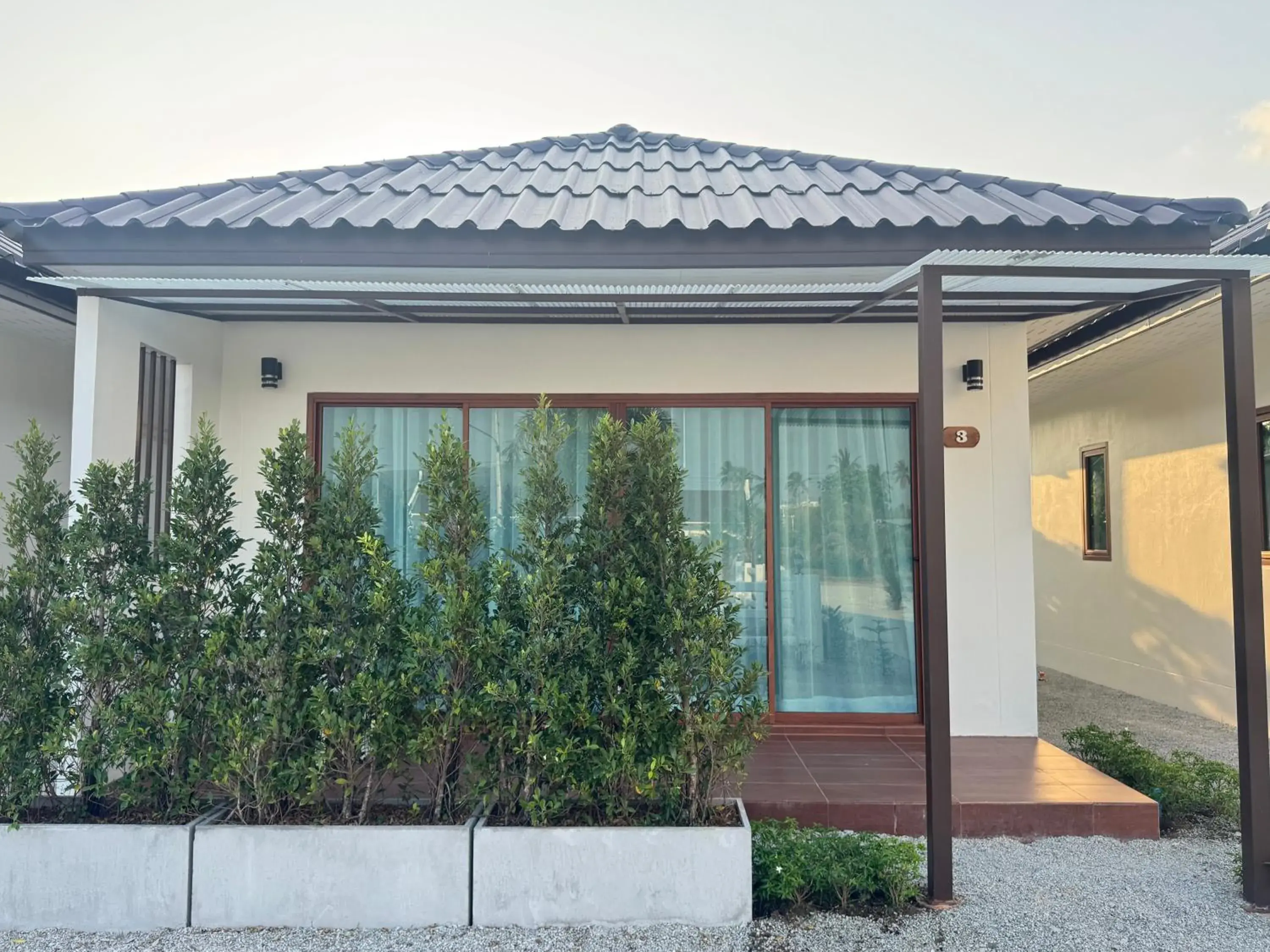 Deluxe Bungalow in Maikhao Beach Guest House Deluxe Bungalow in Maikhao Beach Guest House