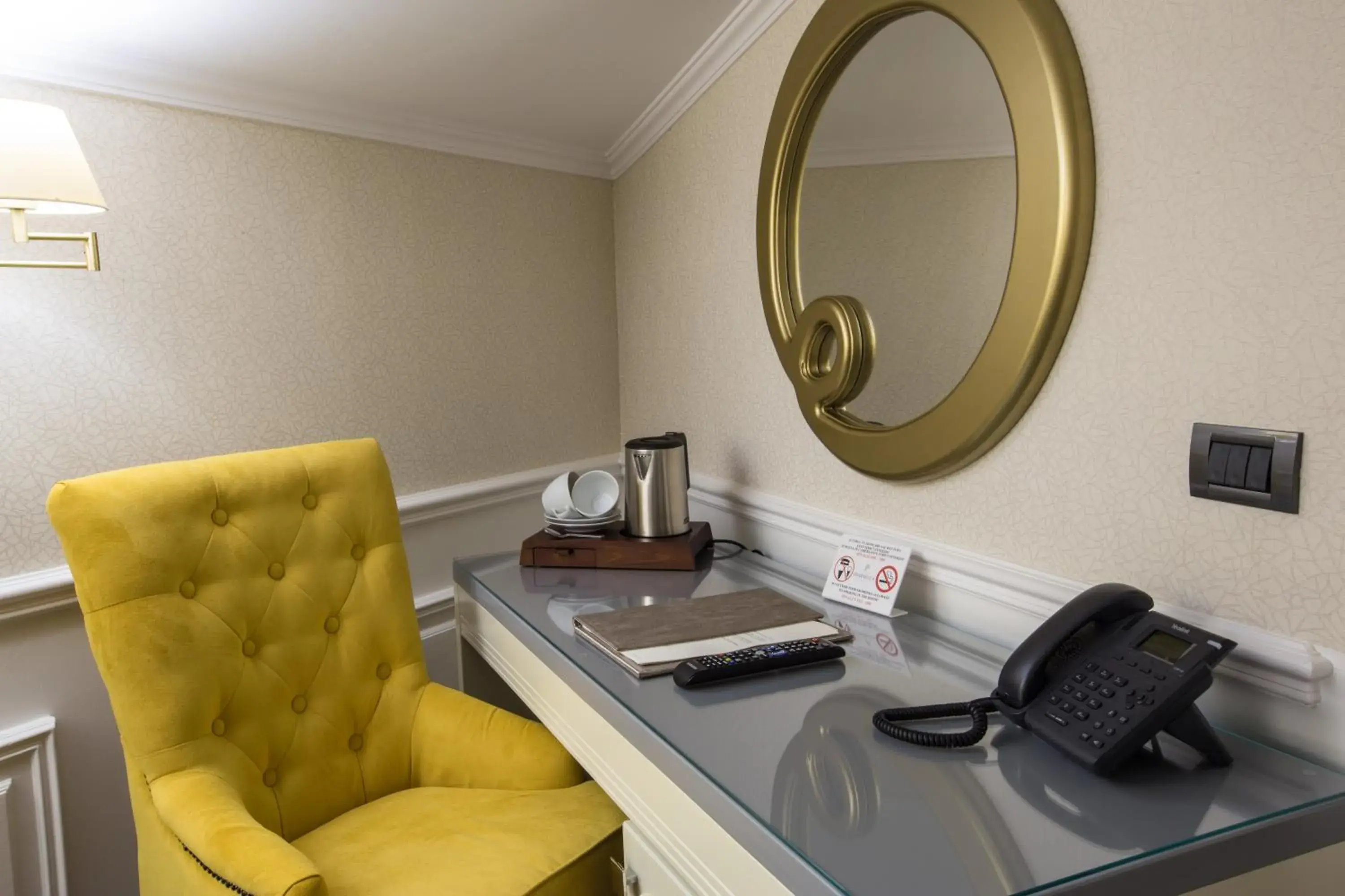 King Room in Peninsula Boutique Hotel King Room in Peninsula Boutique Hotel