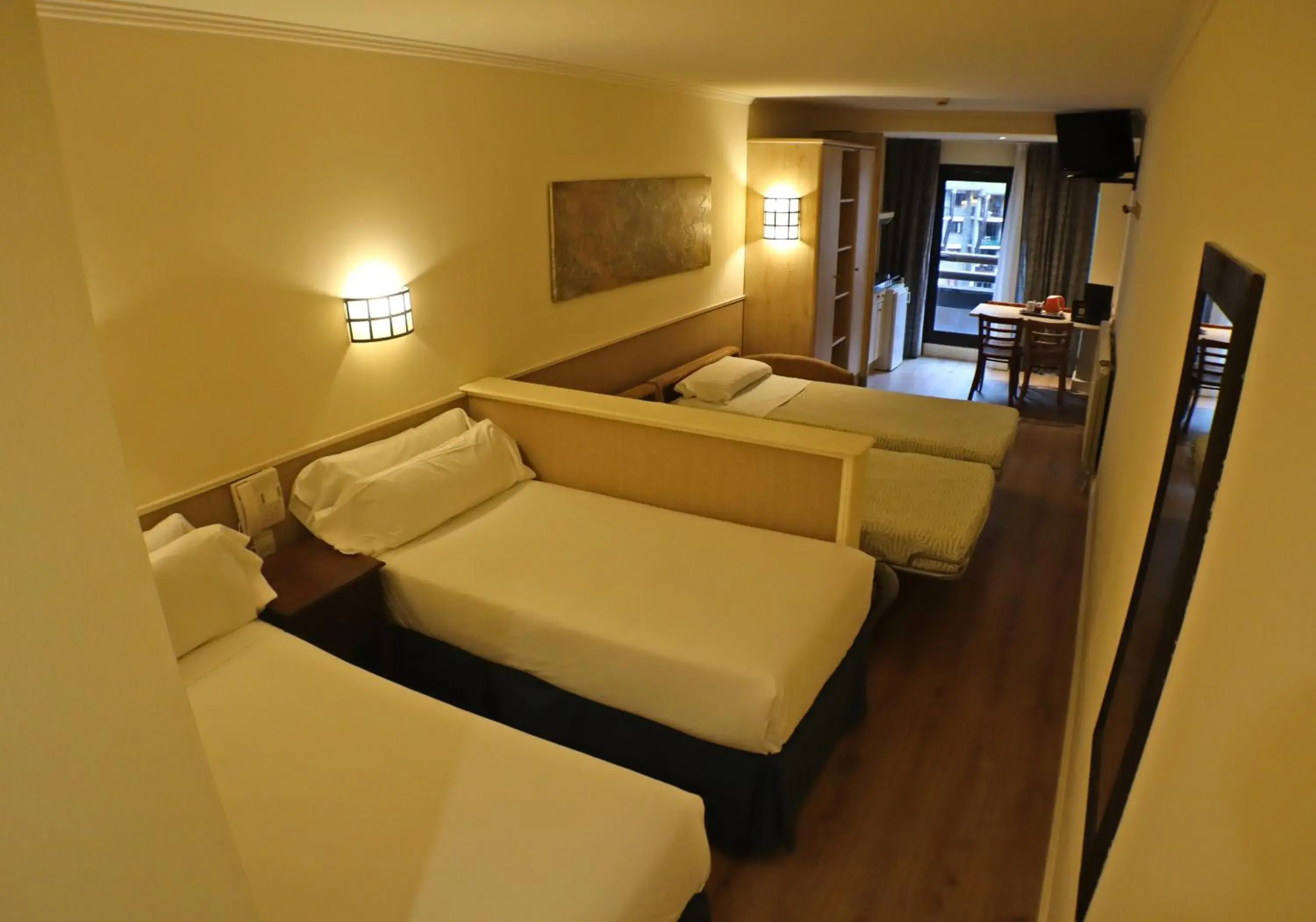 Familiy Room (2 Adults + 2 Children) in Yomo Patagonia Familiy Room (2 Adults + 2 Children) in Yomo Patagonia