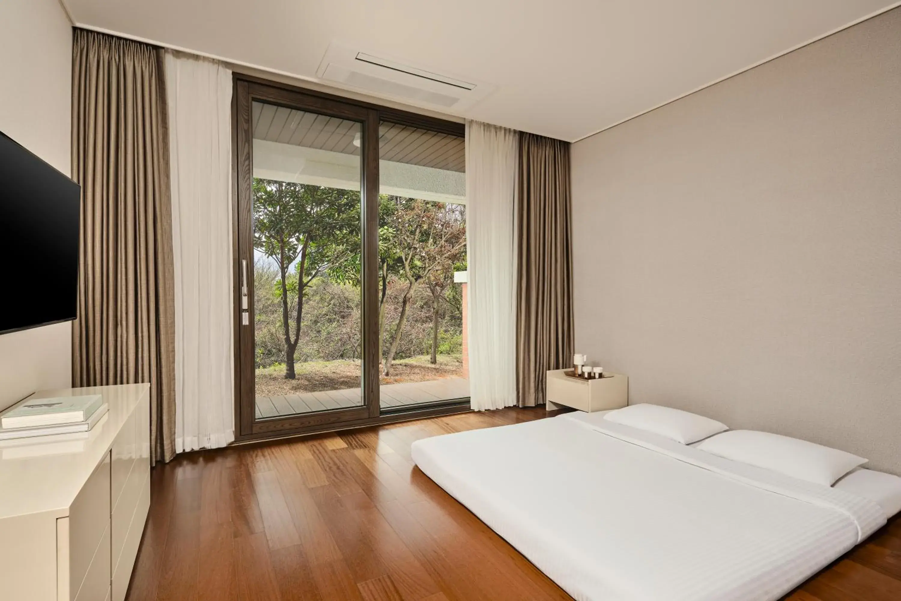 Family Suite - Korea style(Ondol) in Somerset Jeju Shinhwa World Family Suite - Korea style(Ondol) in Somerset Jeju Shinhwa World