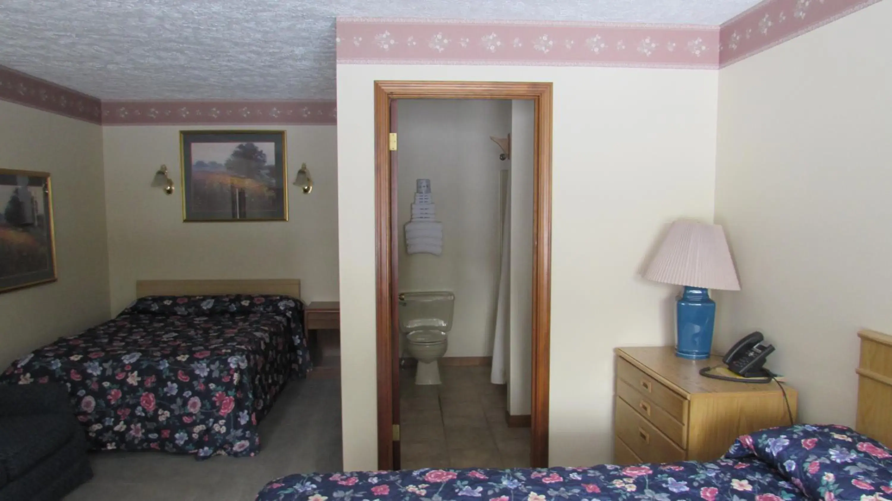 Deluxe Double Room in Woodland Motor Lodge Deluxe Double Room in Woodland Motor Lodge