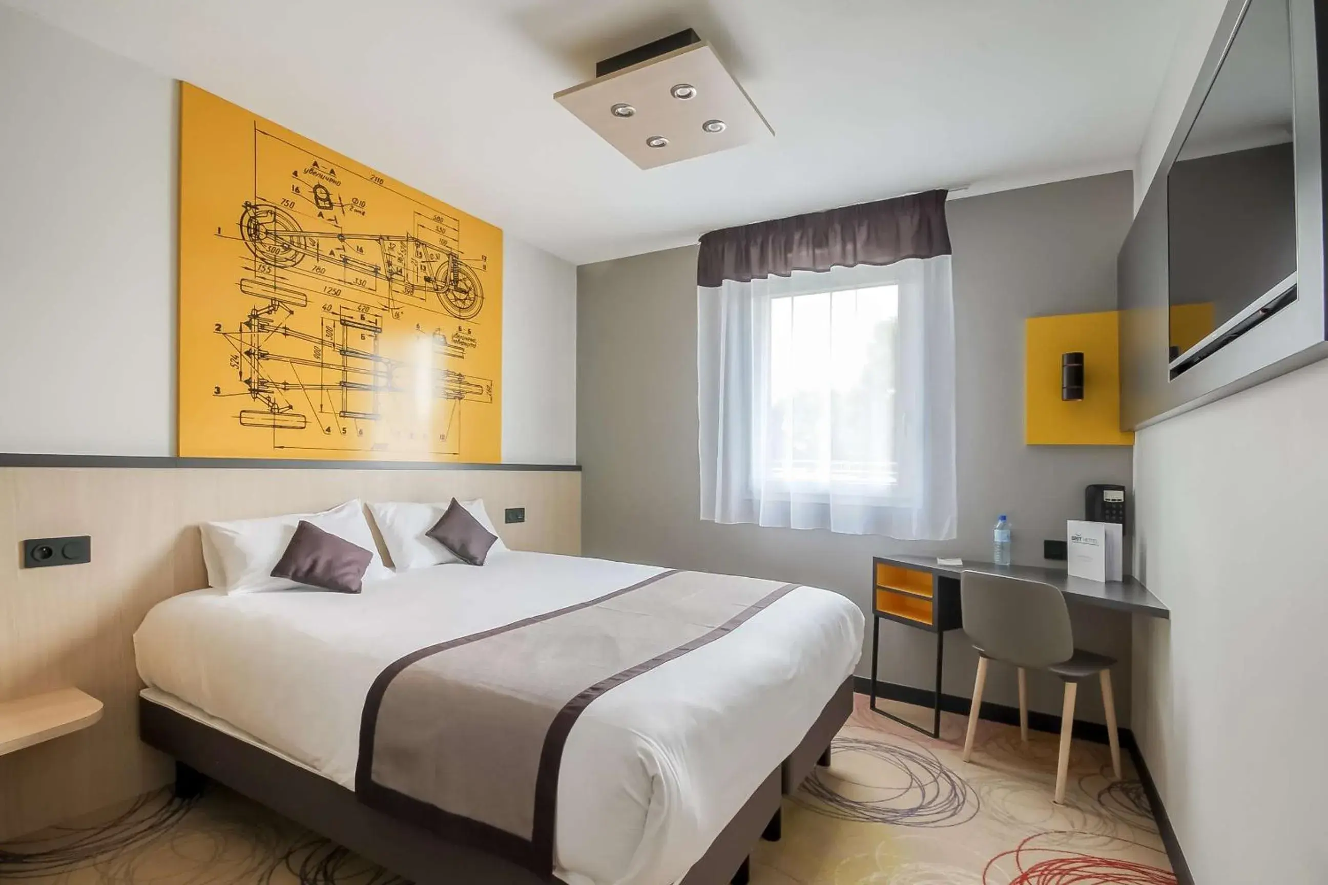 Double Room in Brit Hotel Le Cottage Le Mans Sud Double Room in Brit Hotel Le Cottage Le Mans Sud