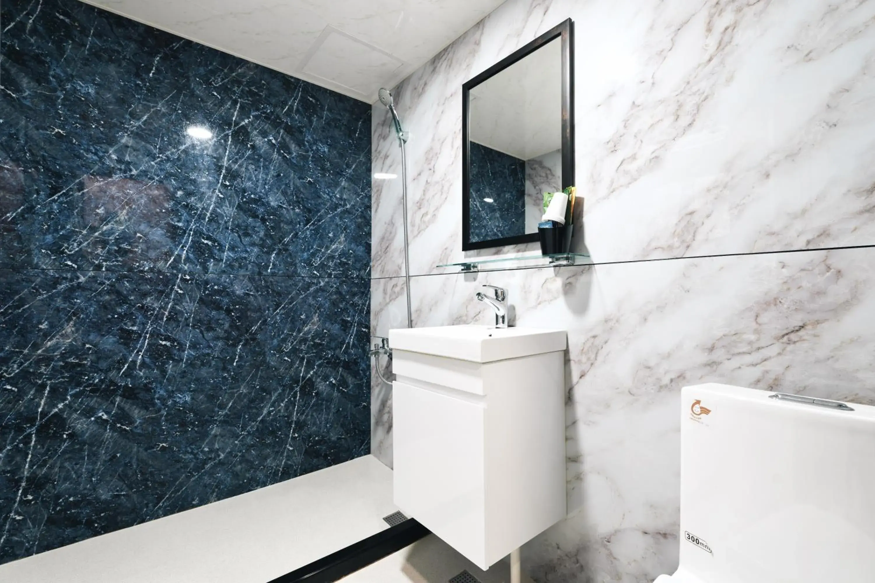 Triple Room in Sofu Hotel Triple Room in Sofu Hotel