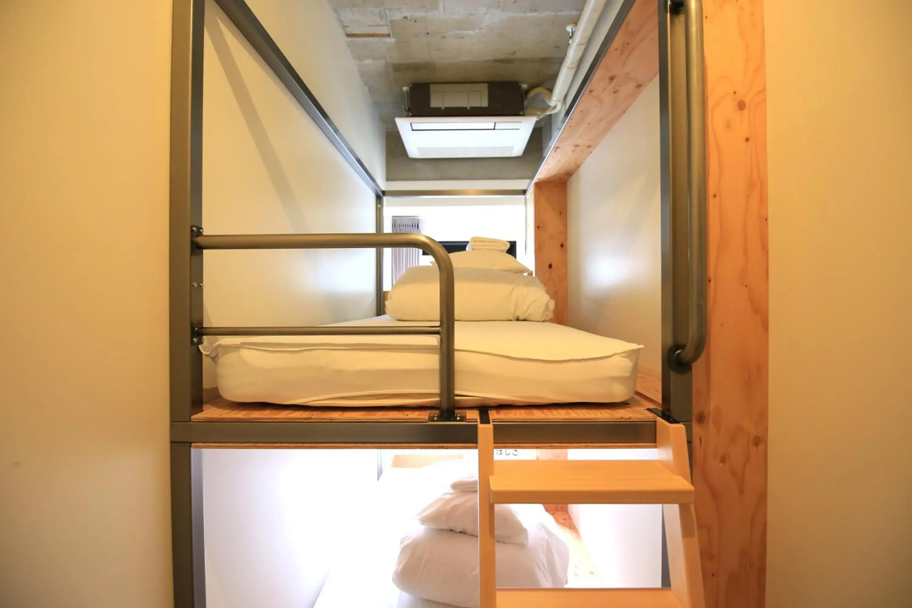 Twin Room with Shared Bathroom in Wise Owl Hostels Shibuya Twin Room with Shared Bathroom in Wise Owl Hostels Shibuya