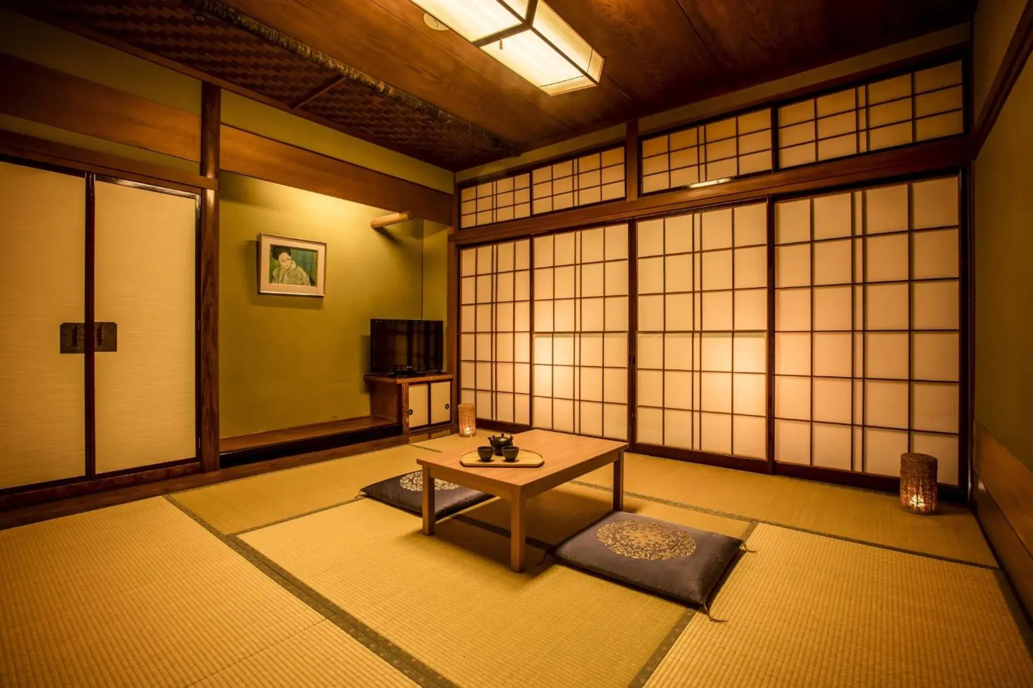 Japanese-Style Room in Ooedo Onsen Monogatari Unazuki Grand Hotel Japanese-Style Room in Ooedo Onsen Monogatari Unazuki Grand Hotel