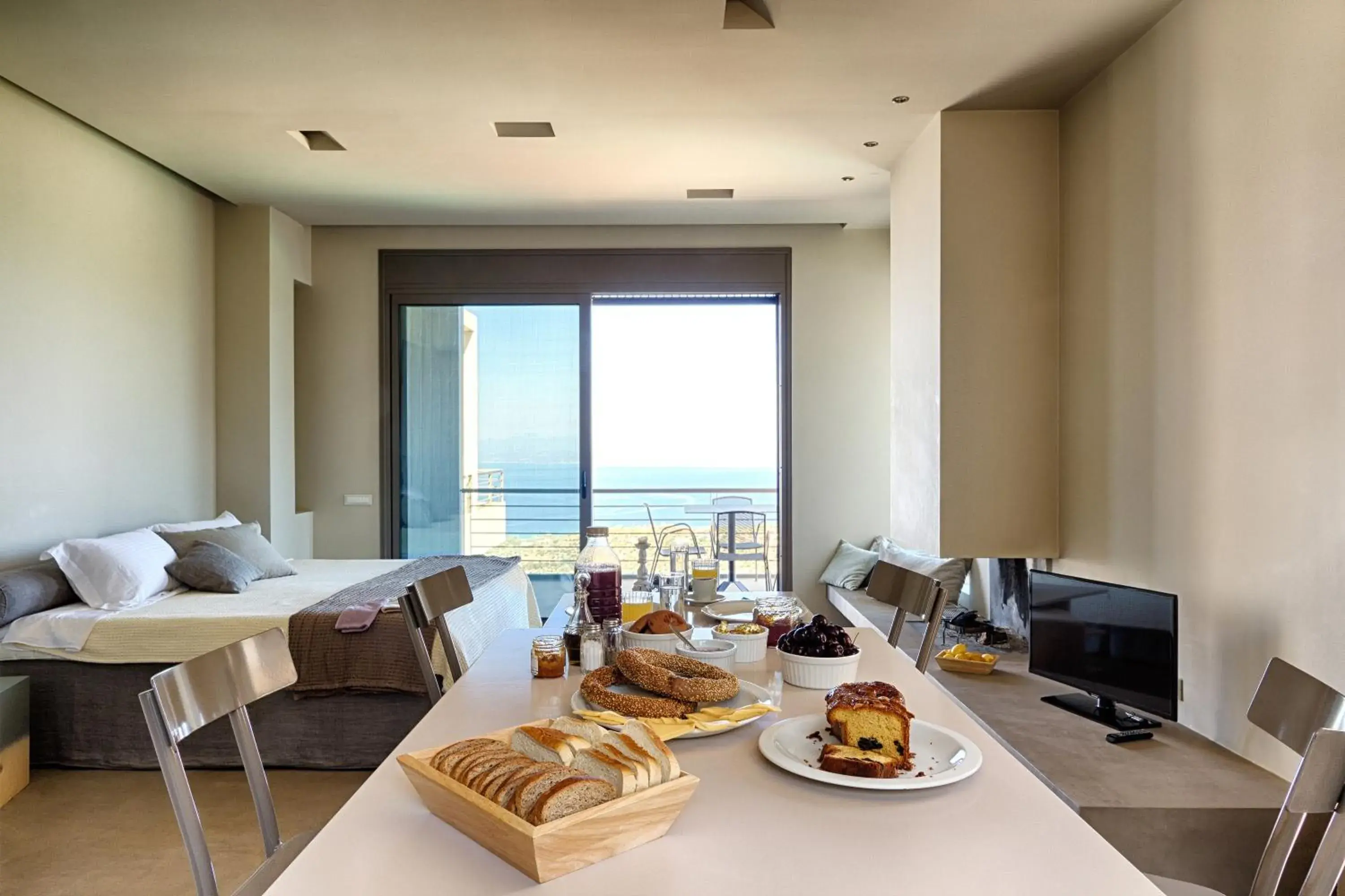 Deluxe Suite with Sea View in Euphoria Suites Deluxe Suite with Sea View in Euphoria Suites