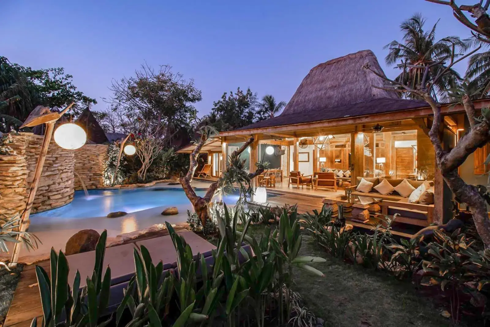 Oscar Three-Bedroom Villa with Private Pool in Kuno Villas Oscar Three-Bedroom Villa with Private Pool in Kuno Villas