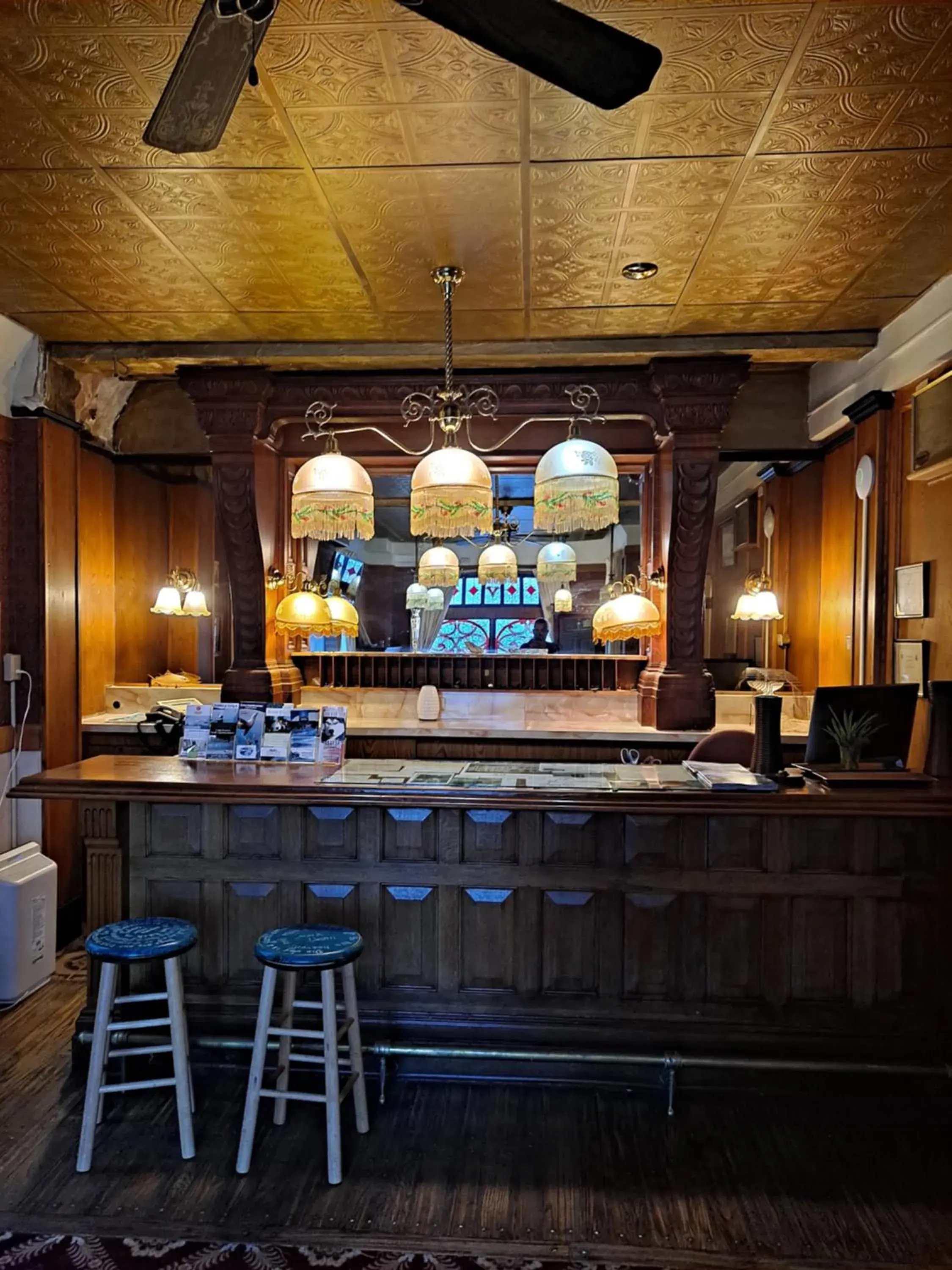 Van Gilder Hotel Van Gilder Hotel