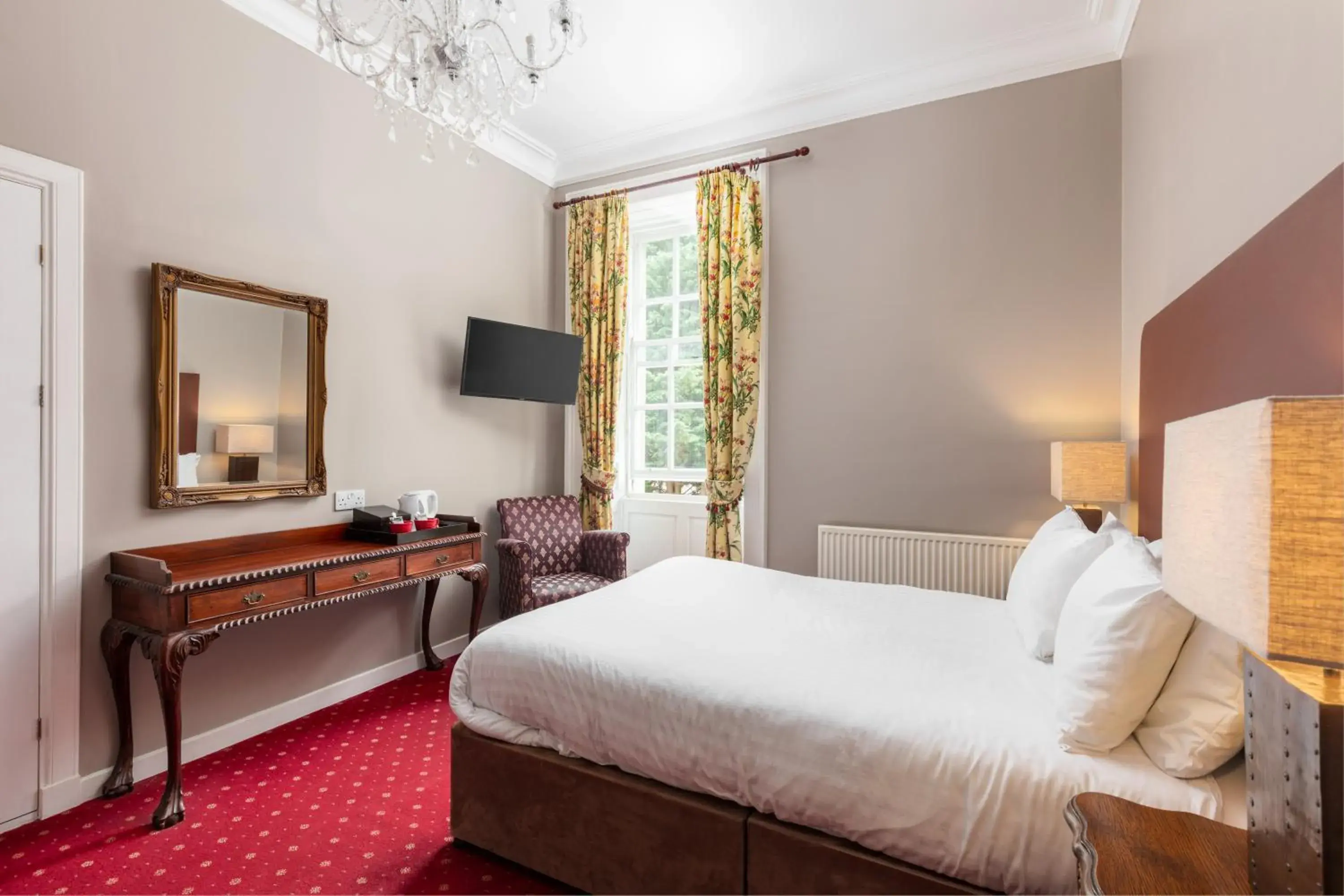 Double Room in Tulloch Castle Hotel ‘A Bespoke Hotel’ Double Room in Tulloch Castle Hotel ‘A Bespoke Hotel’