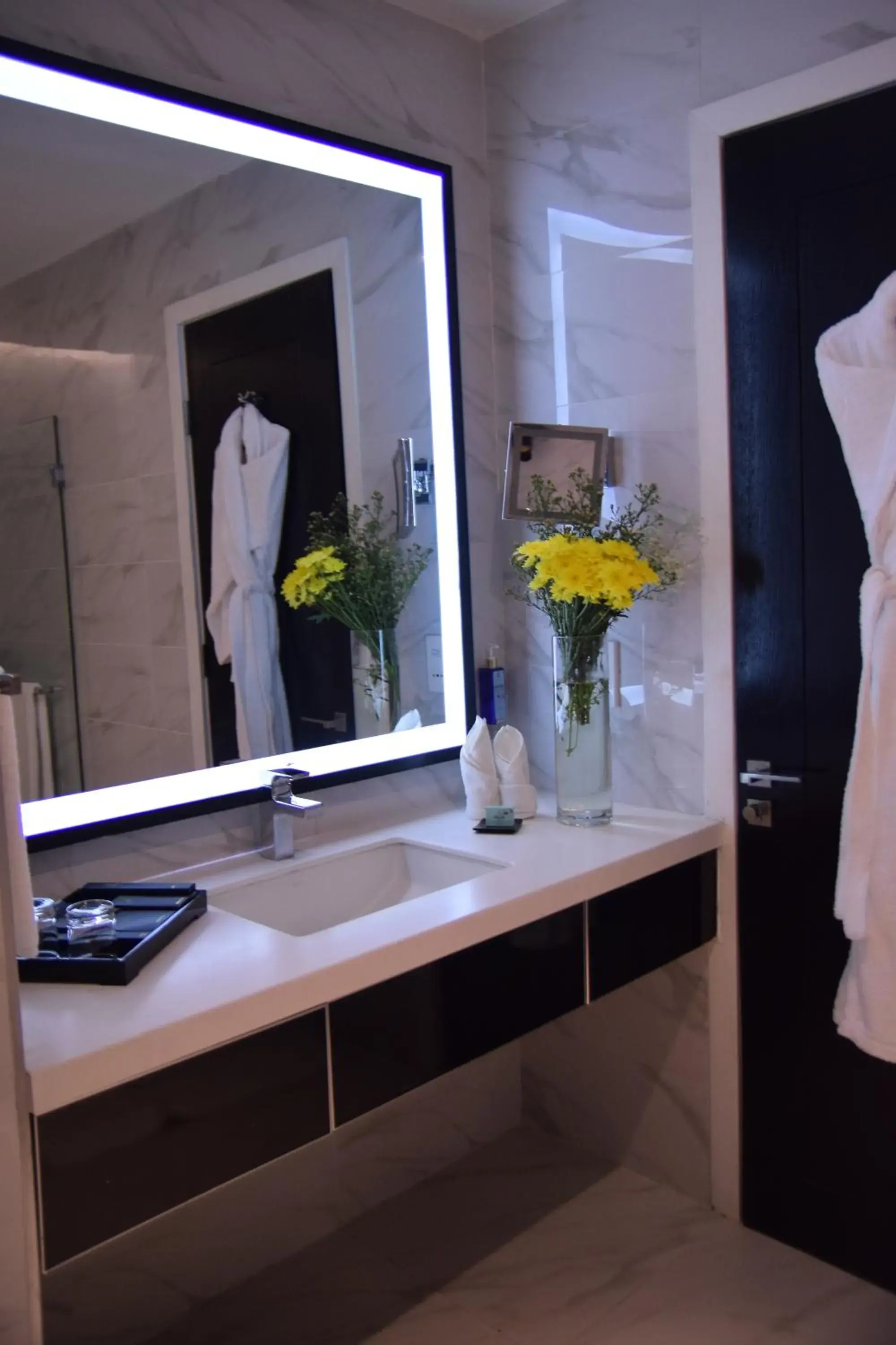 Executive Room in The Nishat Hotel Johar Town Executive Room in The Nishat Hotel Johar Town