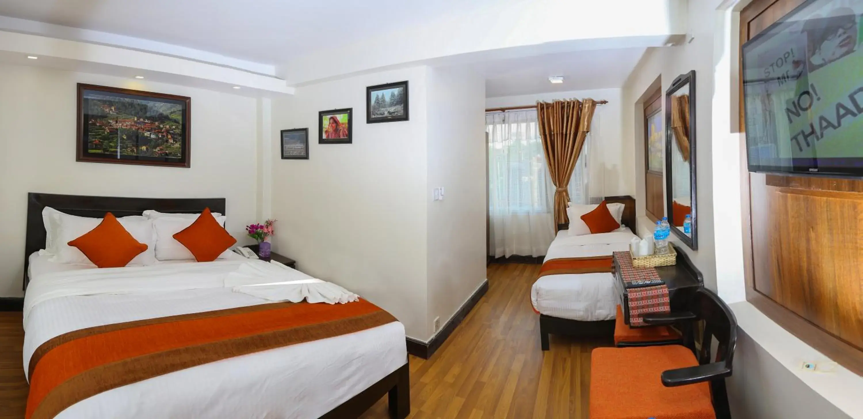 Deluxe Family Room in Hotel Himalayan Oasis Deluxe Family Room in Hotel Himalayan Oasis