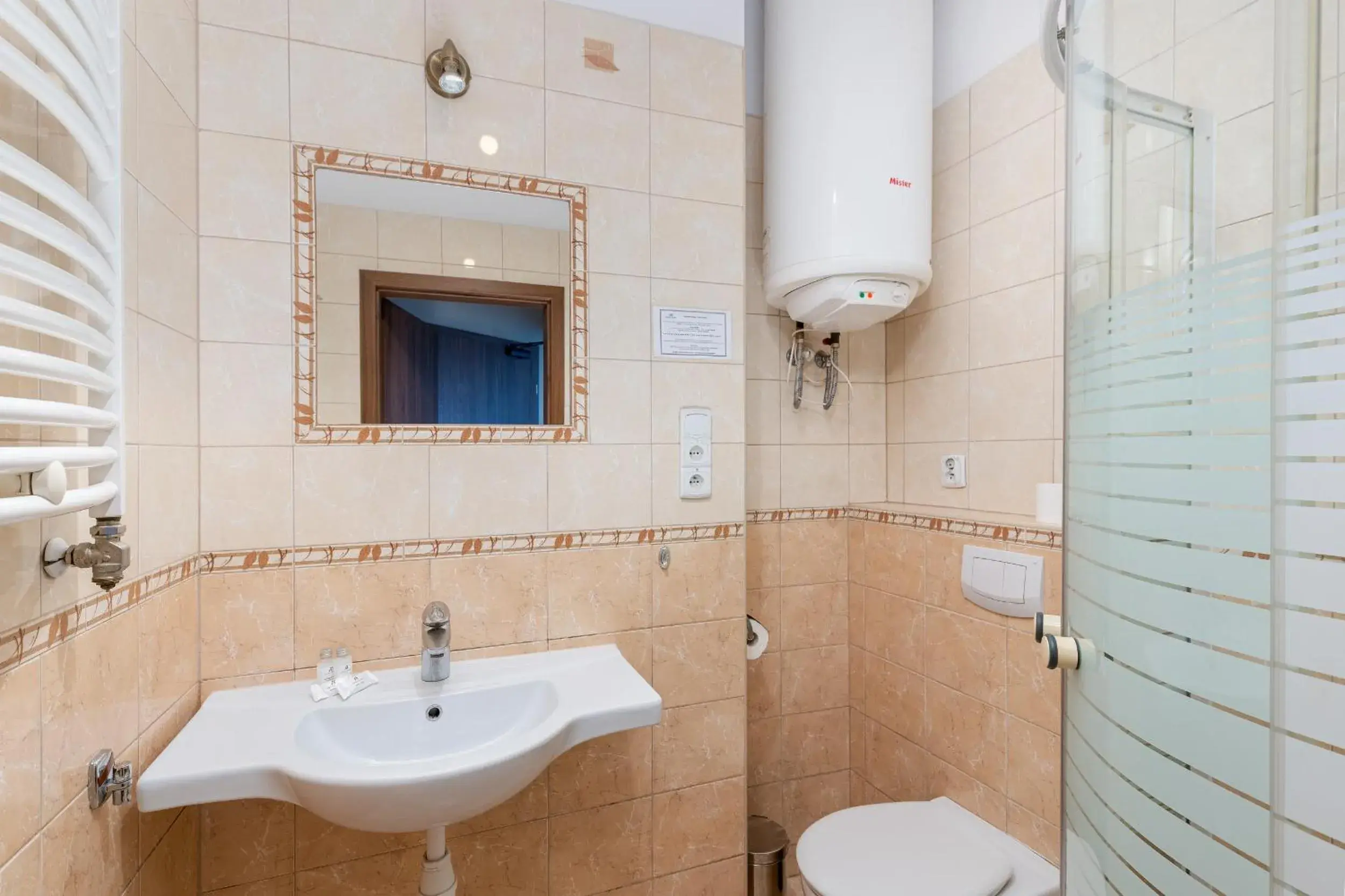 Classic Double or Twin Room with City View in Daniel Griffin Aparthotel by Artery Hotels Classic Double or Twin Room with City View in Daniel Griffin Aparthotel by Artery Hotels