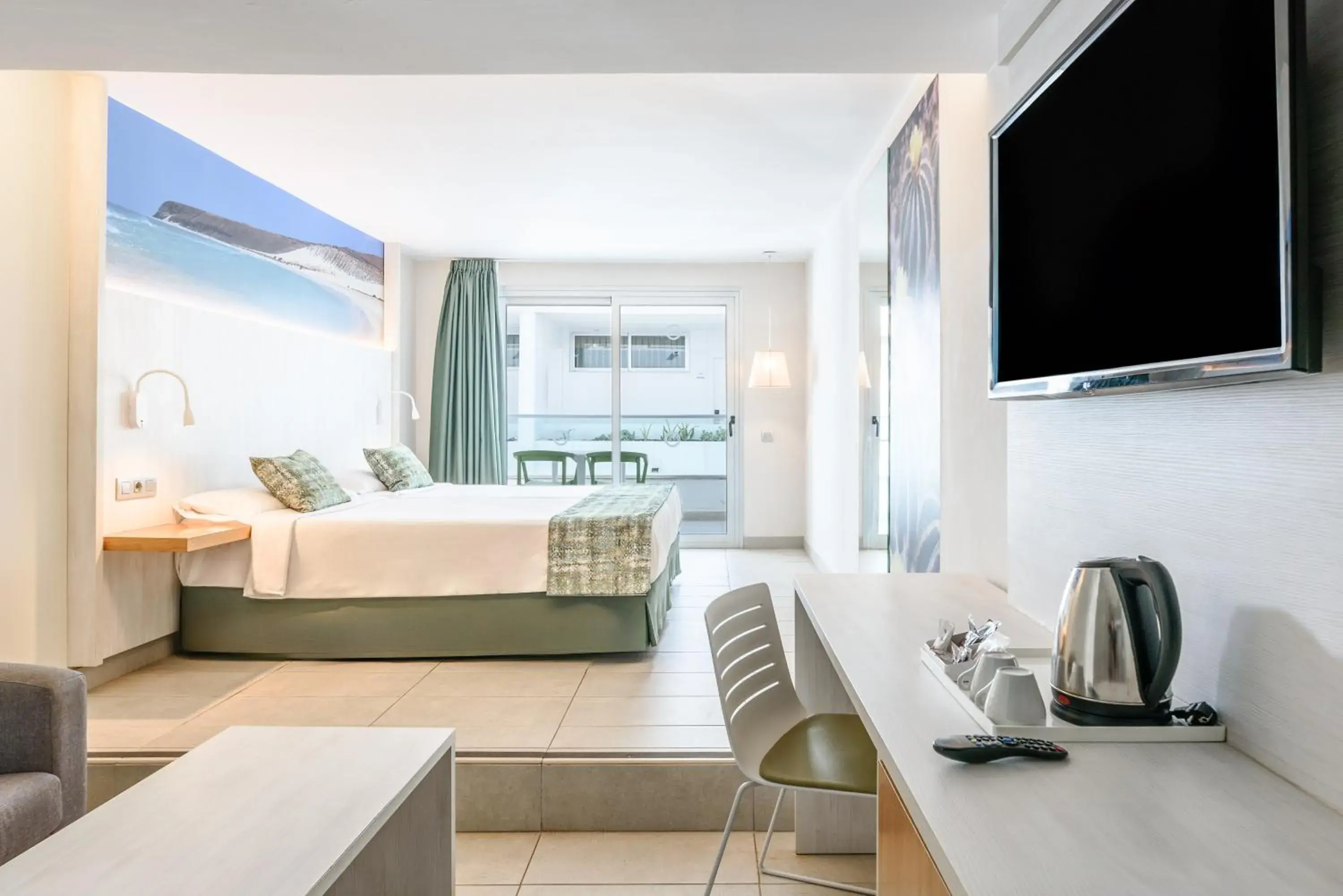 Double Room with Balcony in FERGUS Cactus Garden Double Room with Balcony in FERGUS Cactus Garden