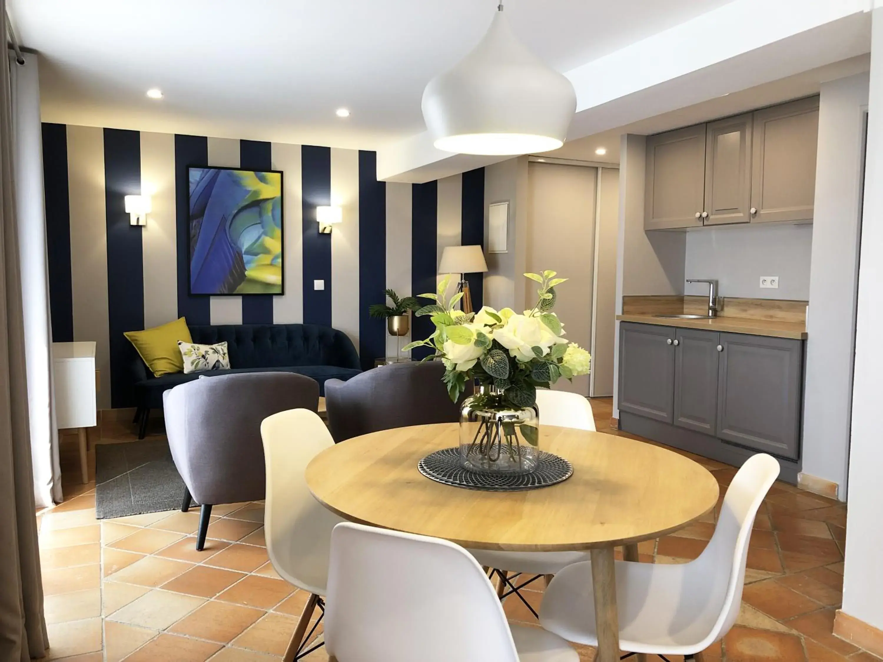 Superior Suite in Hotel Les Suites - Domaine de Crécy Superior Suite in Hotel Les Suites - Domaine de Crécy