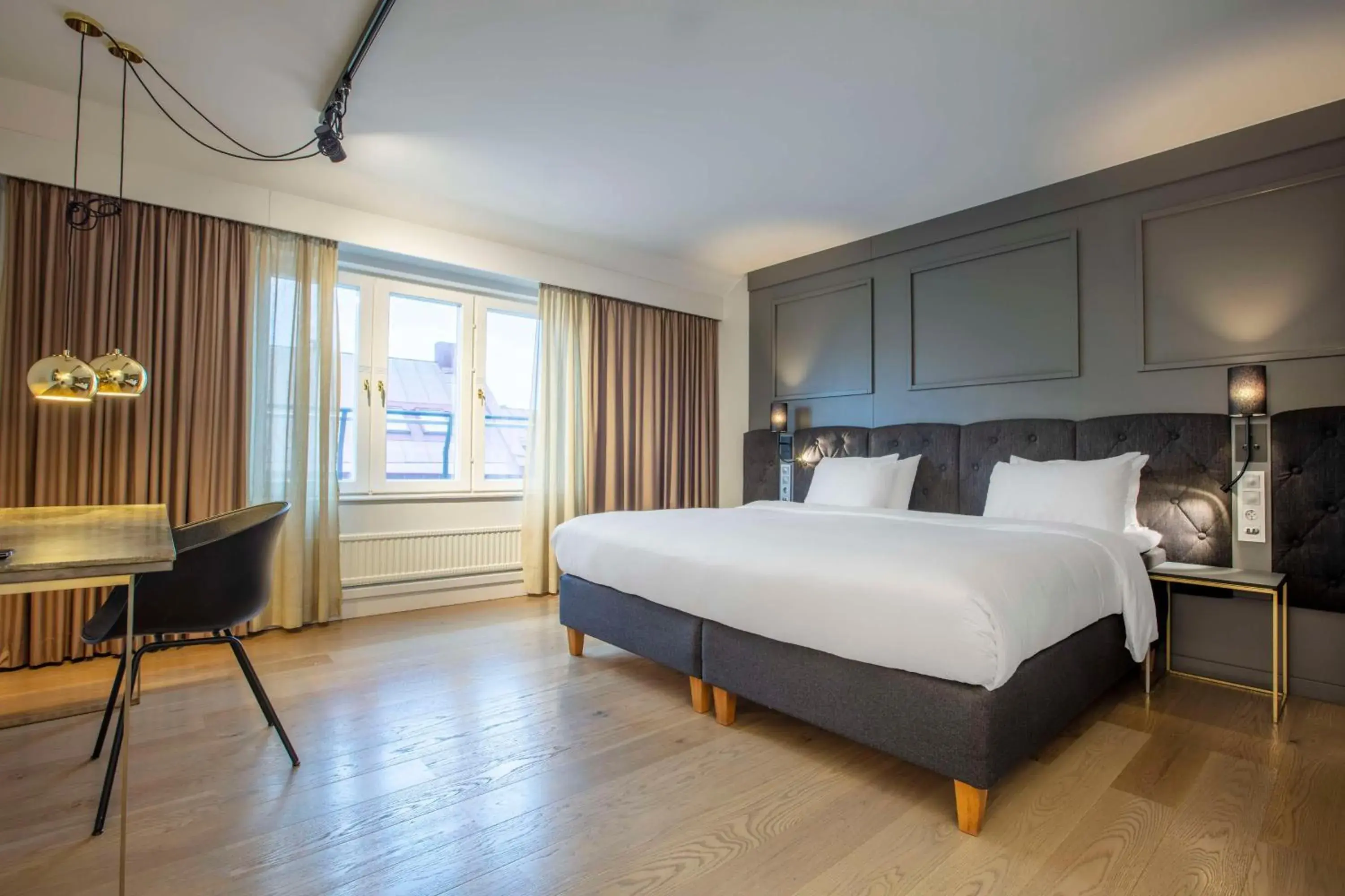 Junior Suite- min 25 years of age acceptable in Radisson Blu Scandinavia Hotel, Göteborg Junior Suite- min 25 years of age acceptable in Radisson Blu Scandinavia Hotel, Göteborg