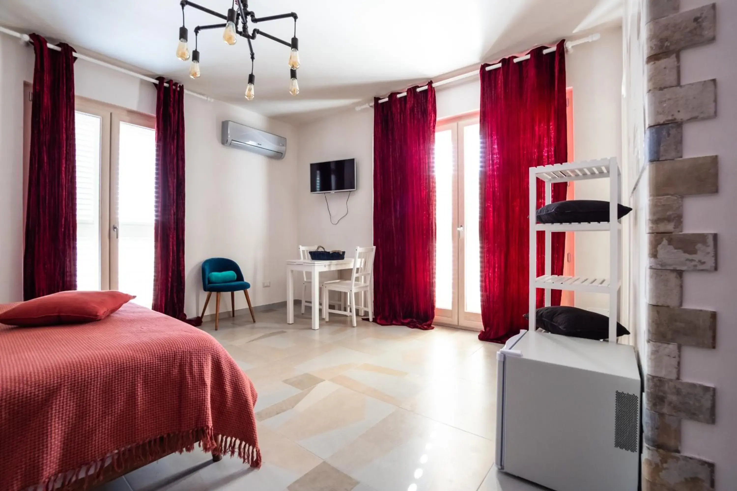 Superior Triple Room in B&B A Pochi Passi Superior Triple Room in B&B A Pochi Passi