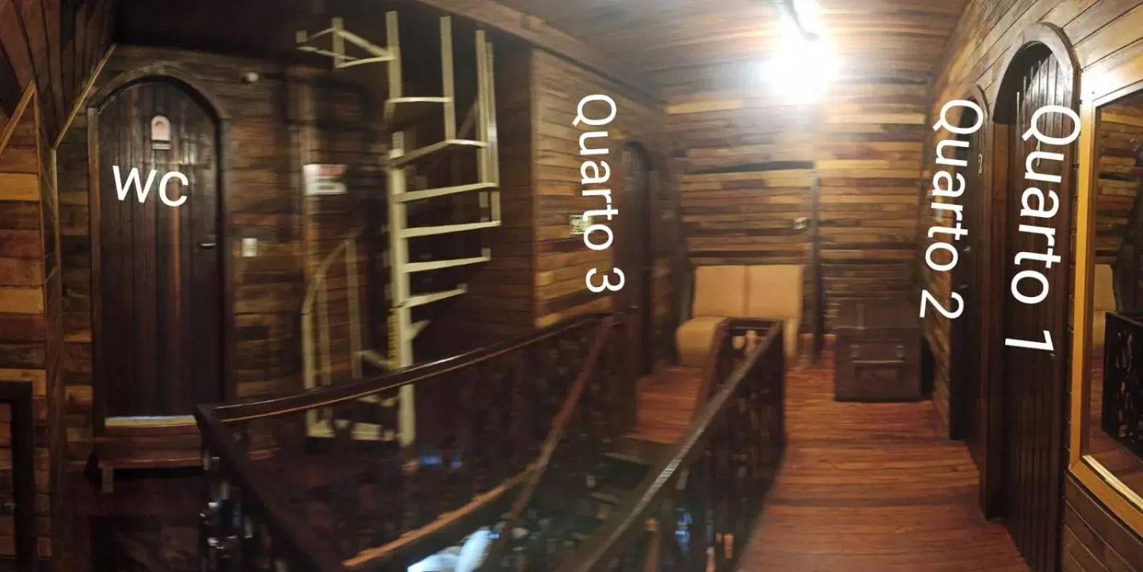 Basic Triple Room with Shared Bathroom in Pousada Chalé das Neves Basic Triple Room with Shared Bathroom in Pousada Chalé das Neves