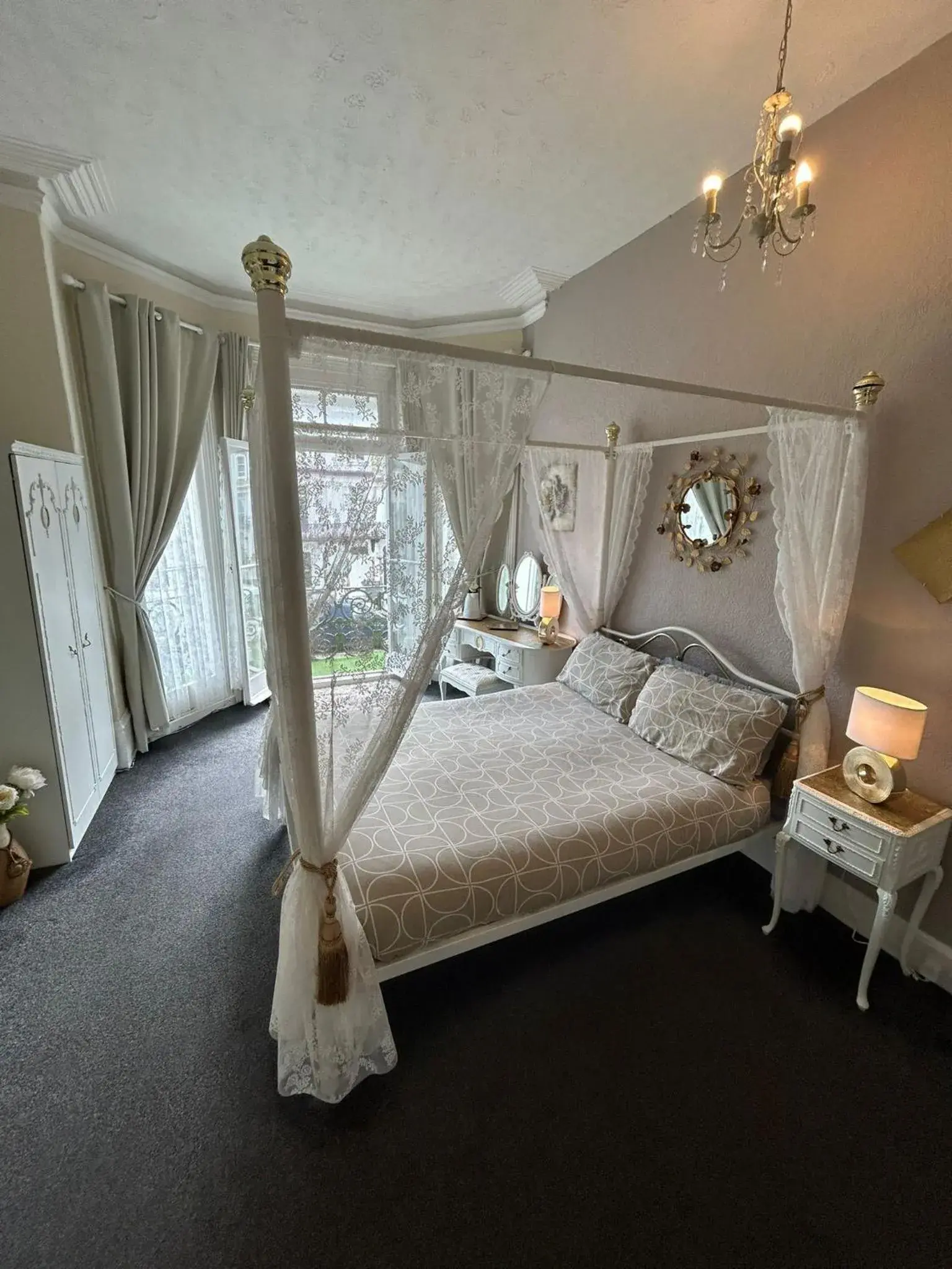 Deluxe Double Room in The Little Emily Deluxe Double Room in The Little Emily