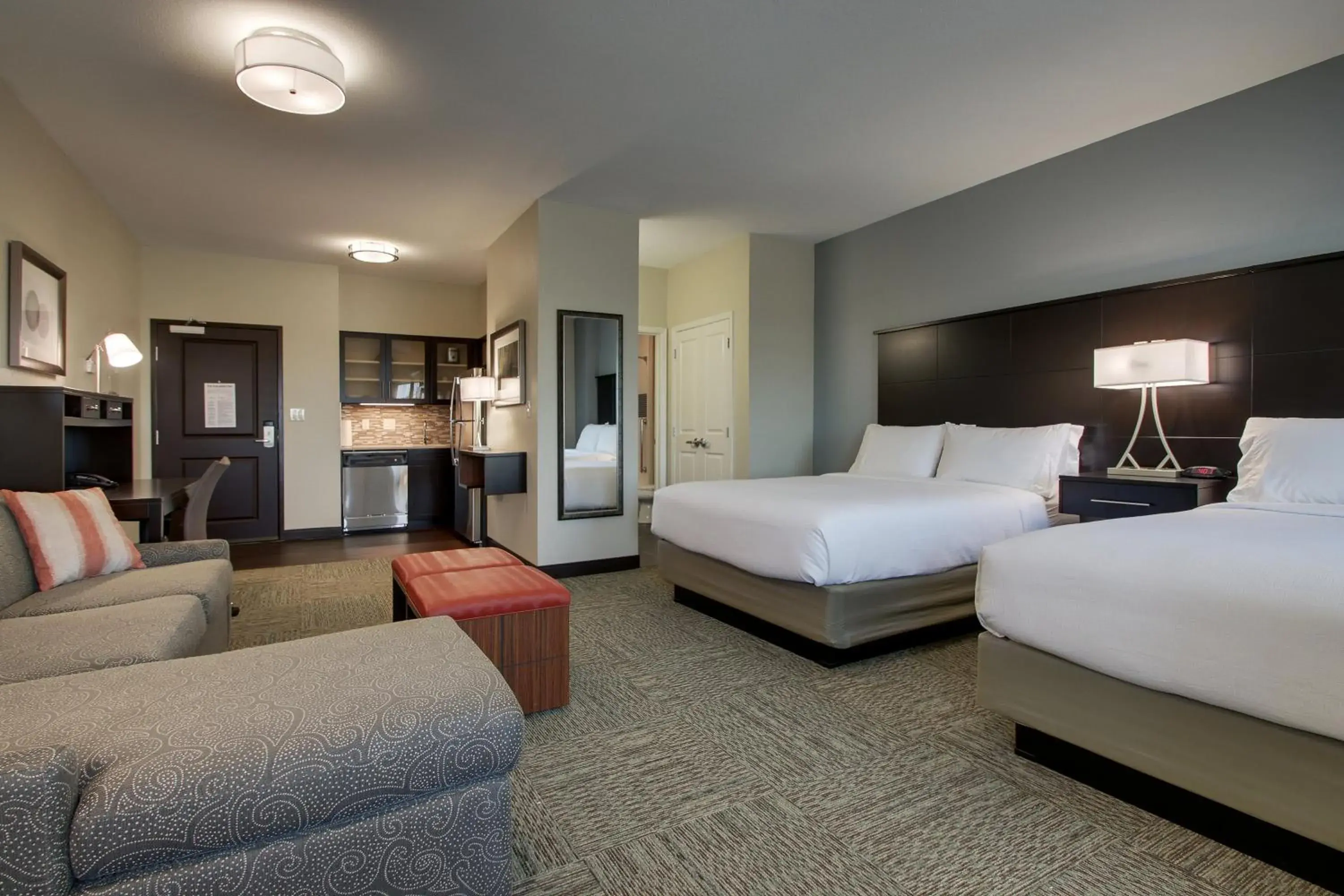 Queen Studio with Two Queen Beds - Hearing Accessible - Non-Smoking in Staybridge Suites Plano - The Colony by IHG Queen Studio with Two Queen Beds - Hearing Accessible - Non-Smoking in Staybridge Suites Plano - The Colony by IHG