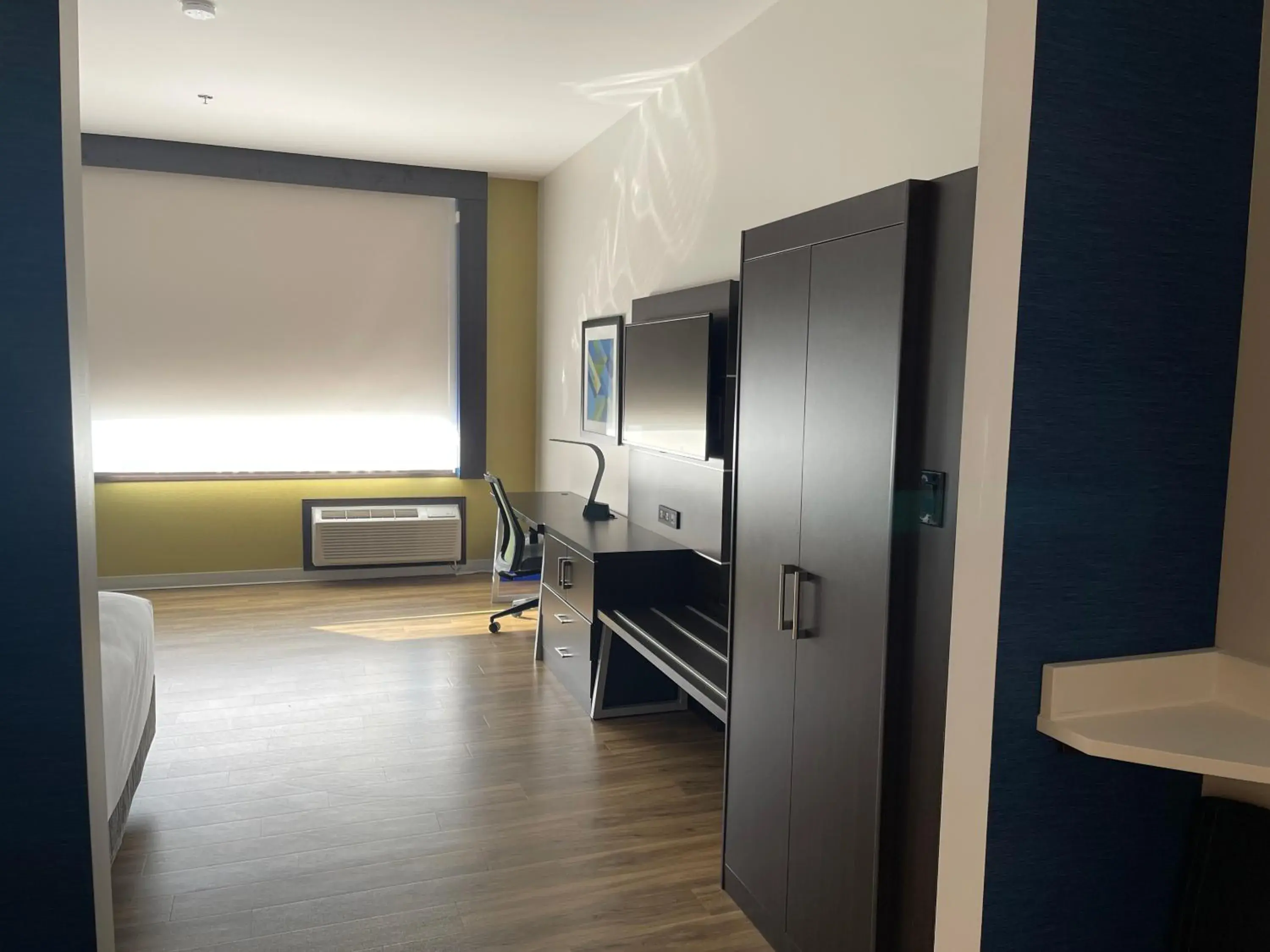 Standard Room with Two Queen Beds in Holiday Inn Express & Suites - Gatineau - Ottawa by IHG Standard Room with Two Queen Beds in Holiday Inn Express & Suites - Gatineau - Ottawa by IHG