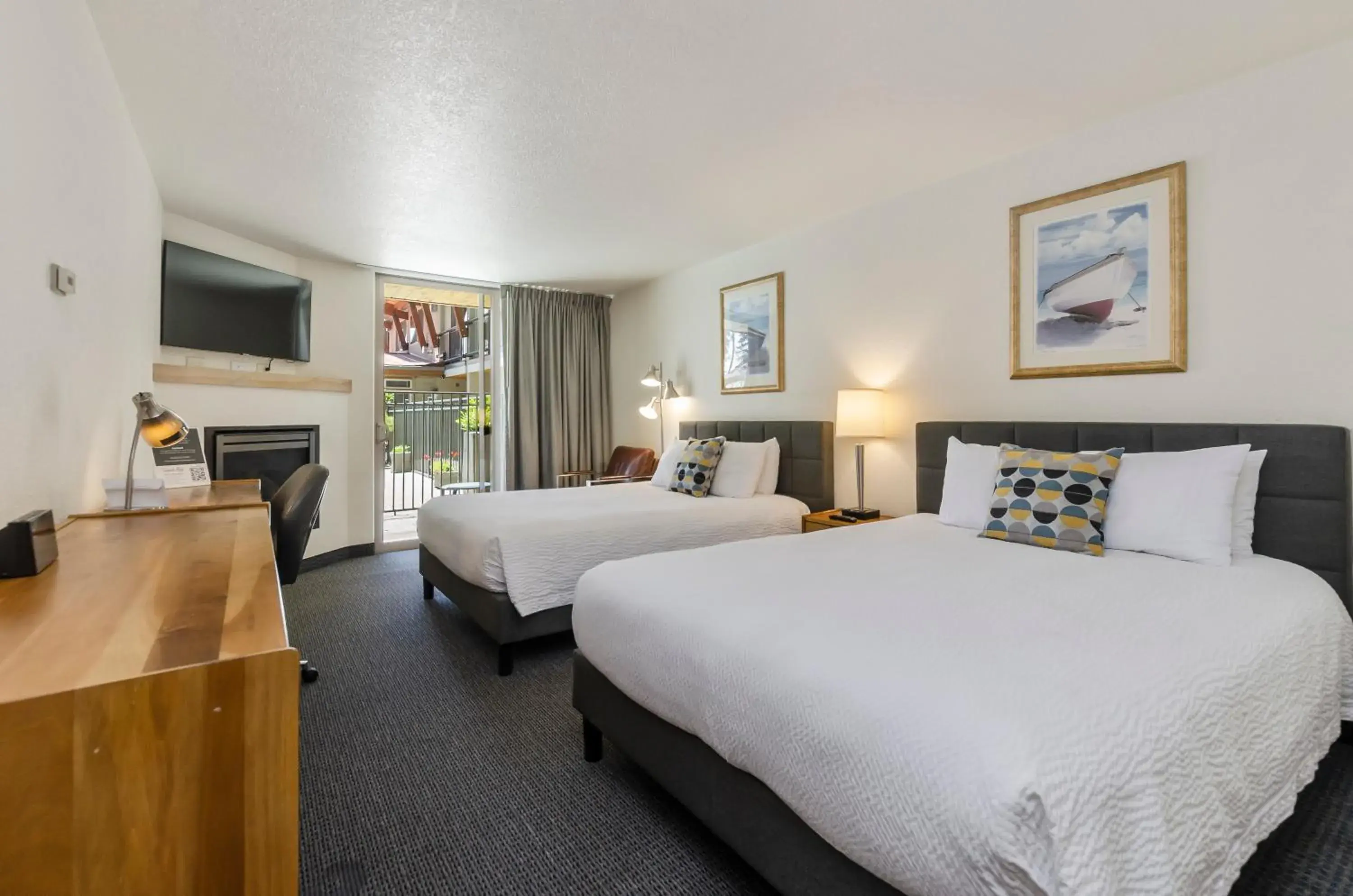 Queen Room with Two Queen Beds in Firelite Lodge Queen Room with Two Queen Beds in Firelite Lodge