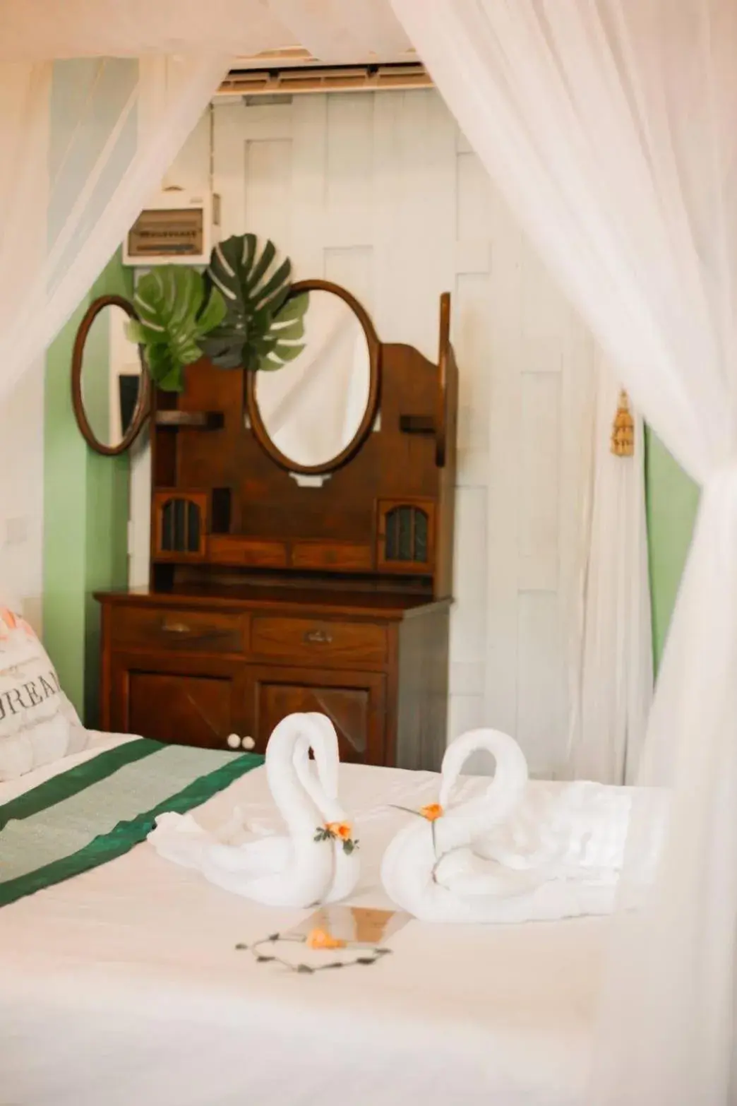 Deluxe King Room in The Antique Riverside Resort Deluxe King Room in The Antique Riverside Resort